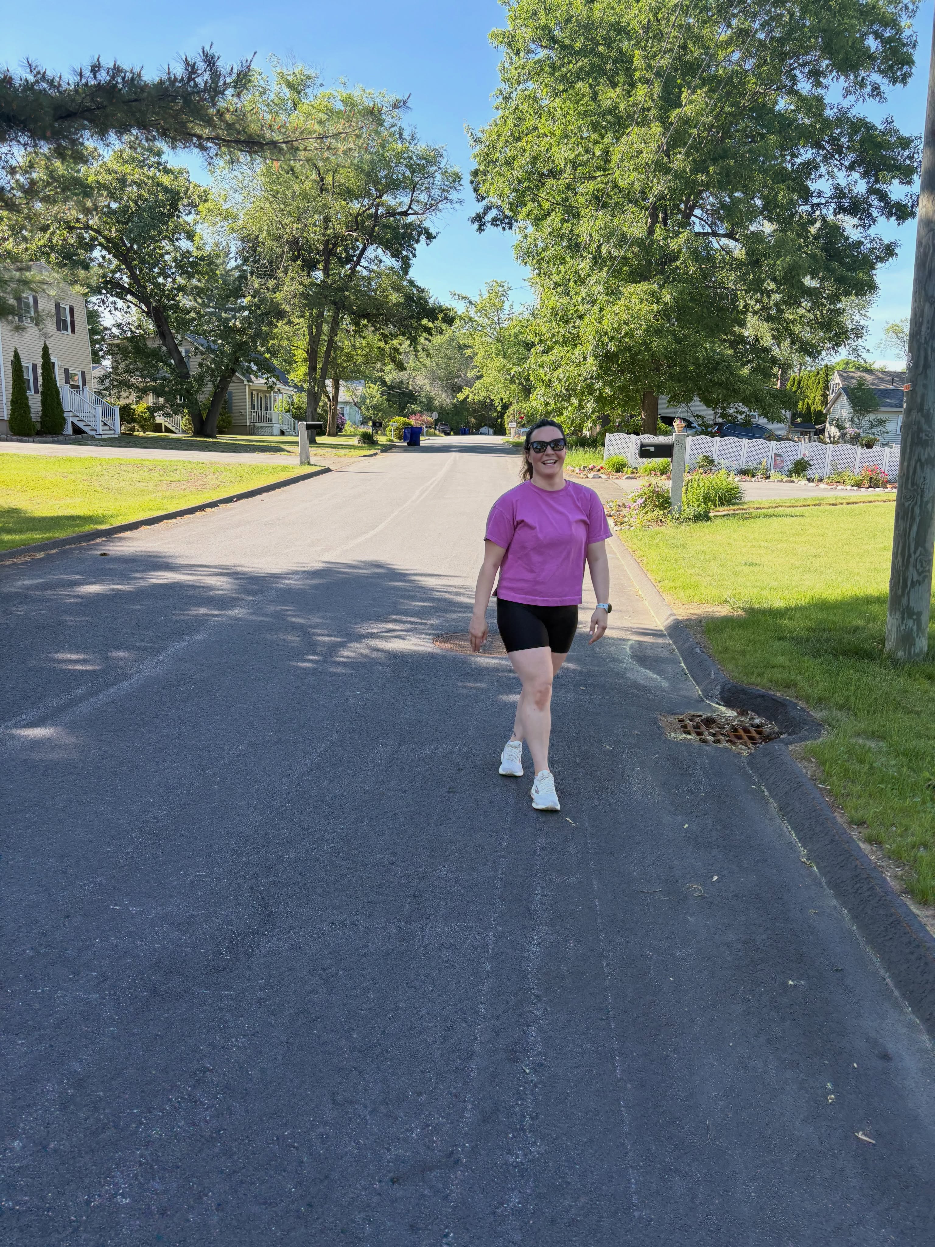 ✨Weekly Recap✨
4 runs, many walks, stair stepper, puppy play date and pretty flowers 🥰
17 weeks until @chimarathon 😍
#run #charityrunner #coach #marathon #chicago