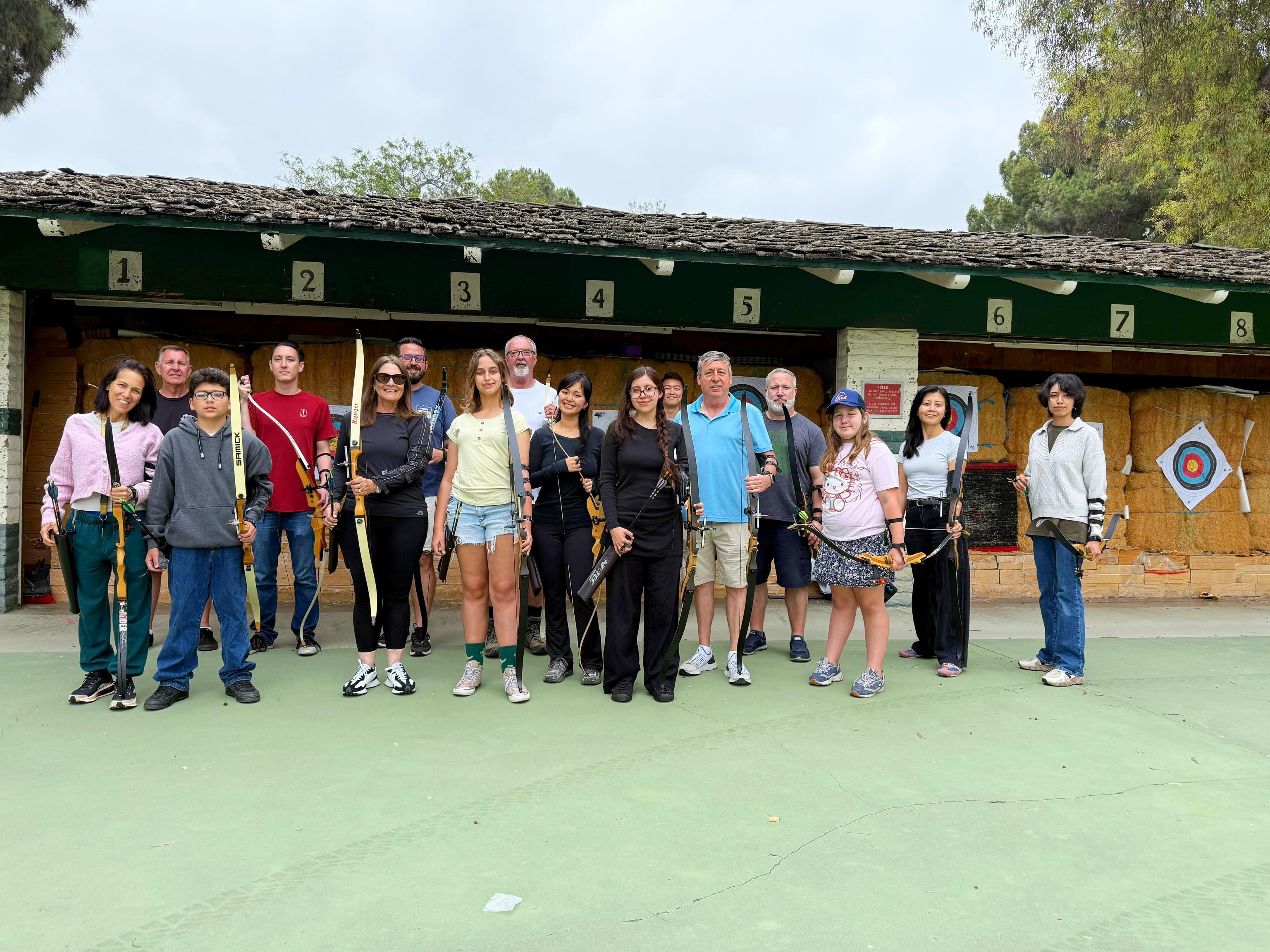 Welcome the El Dorado Archers safety class for June 7! Congratulations and welcome to archery!
We also had a chair left behind, let us know if it’s yours!
#eldoradoarchers #archery #longbeach #eldoradoregionalpark