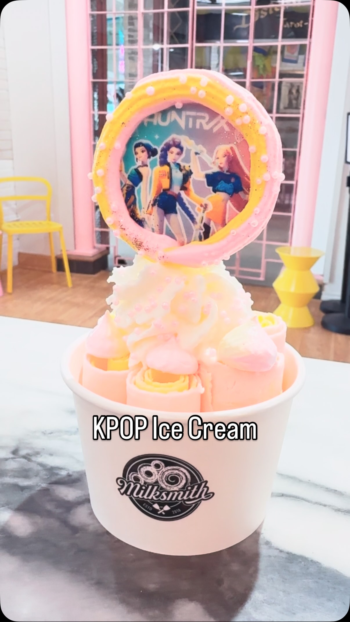 KPOP rolled ice cream back in stock‼️
Choose from Huntrix, Saja Boys, or Derpy designs 💖💙💜
Available at our 📍Corydon location
.
.
.
#winnipegicecream #rolledicecream #kpopdemonhunters #cutefood #milksmithicecream