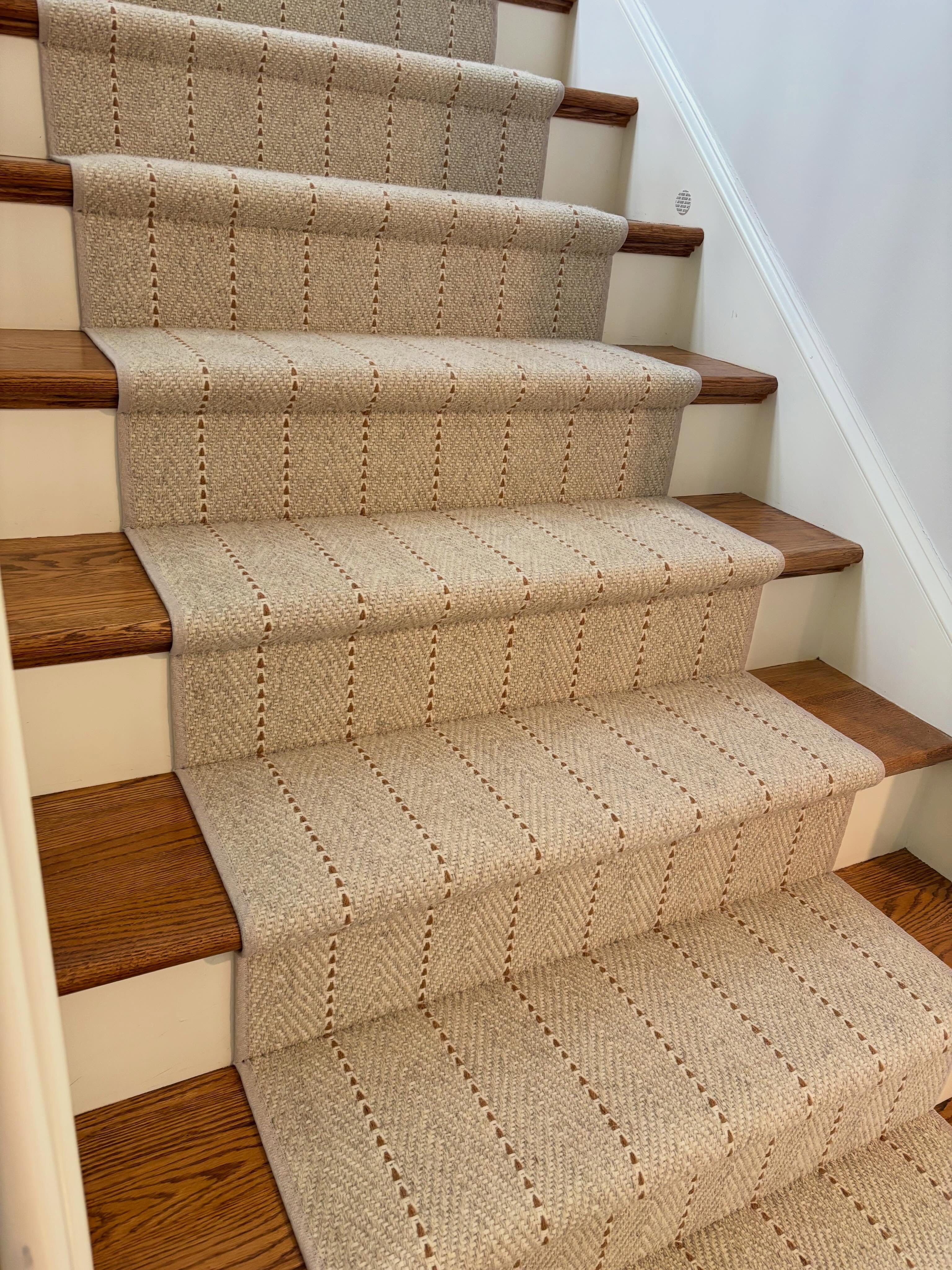 We love how the delicate lines in this timeless herringbone style complement the wood tone on these stairs! Effortlessly stylish and durable 🌟
@stantondesignco
#justinstalled #stairrunner #woolcarpet #herringbone #interiordesign