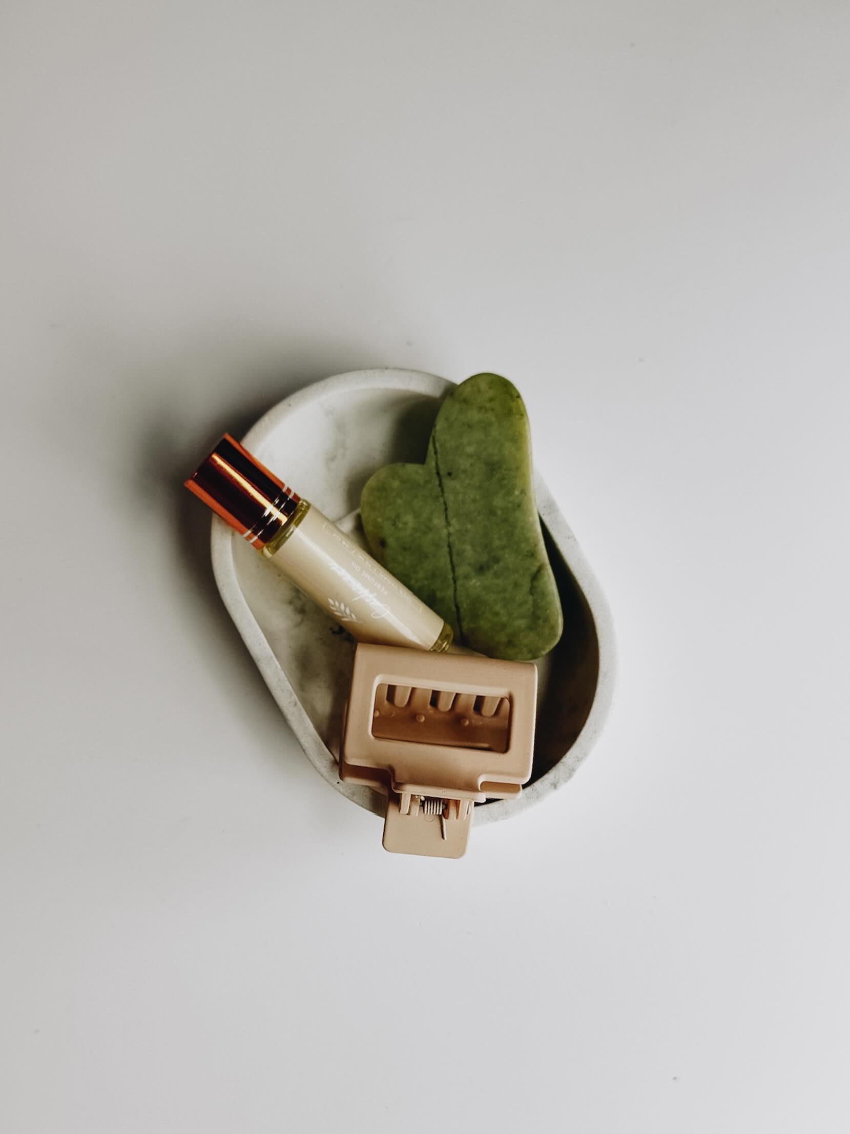 The little luxuries we’re reaching for lately. 🤍
