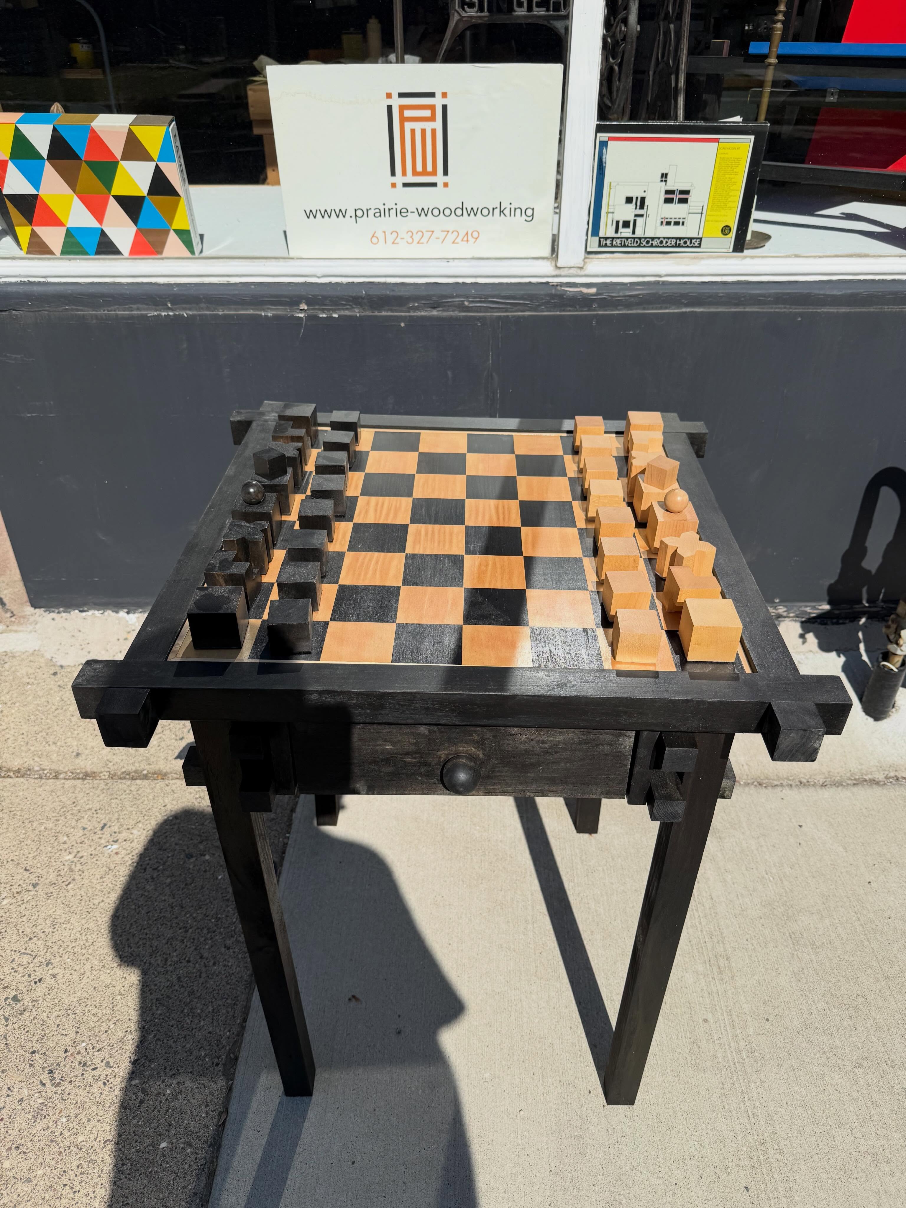 #Bauhaus Chess set (design by #josefhartwig) and matching table