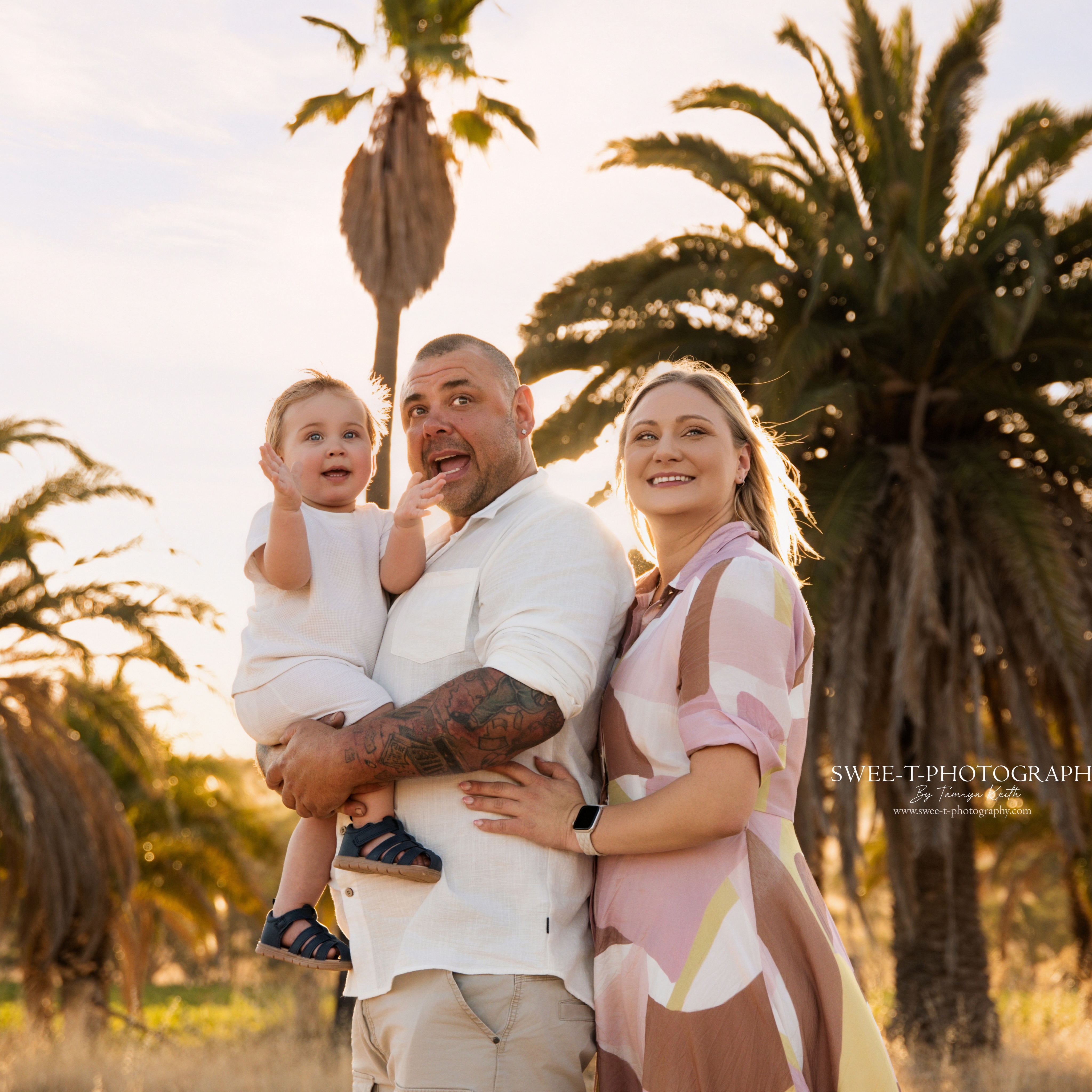 Golden light, happy hearts, and the sweetest little boy. 🌅✨ Sharing a few favourites from Levi’s sunset family session back in February. What a beautiful evening spent capturing these precious memories together. 💛
🤩 Secure your golden hour family session for Spring by getting in touch. 👇
Mention SAVE15 to receive 15% off your session.
https://www.swee-t-photography.com/familysunsetsessions
© 2025 Swee-t-Photography Barossa’s Newborn Photographer
https://www.instagram.com/swee.t.photography/
#barossafamilyphotographer #barossafamilyphotography #barossasunsetsession #bluehourphotography #barossanewbornphotographer barossanewbornphotography barossababyphotographer barossamaternityphotographer barossastudio