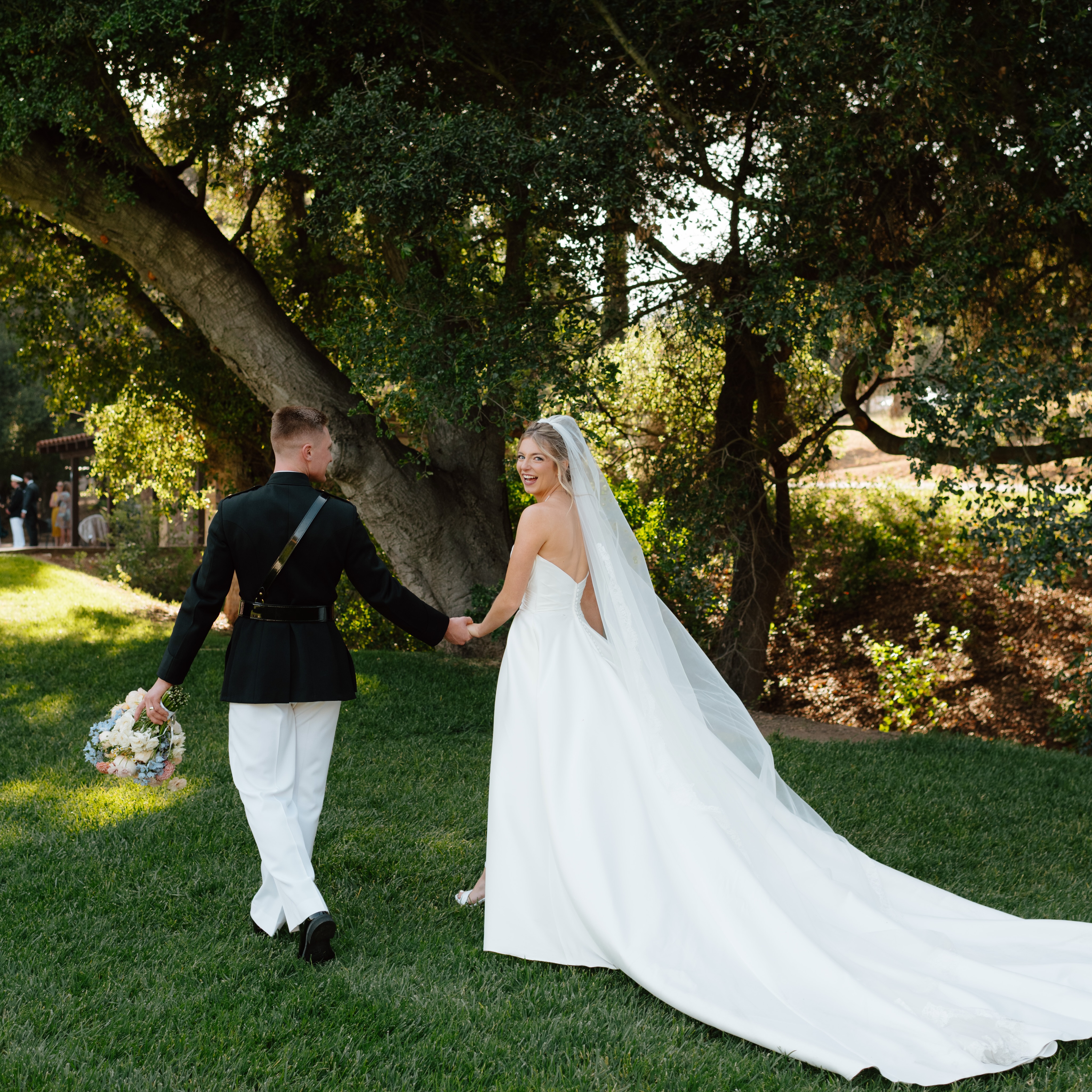 Some love stories simply can’t be captured in just a few photos. Swipe through to see some of our faves from A + J’s wedding ✨✨✨
Photography: @kaatelynroseweddings
Floral: @sweetpeafloralcreations
Dj: @djpros
Catering: @bekkerscatering
Speciality Rentals: @socalcandlerentals
Hair: @_faithful_beauty_
Dresses: @prevueformalandbridal @birdygrey
#socalwedding #sandiegoweddings #temeculaweddings #2027bride #californiabride