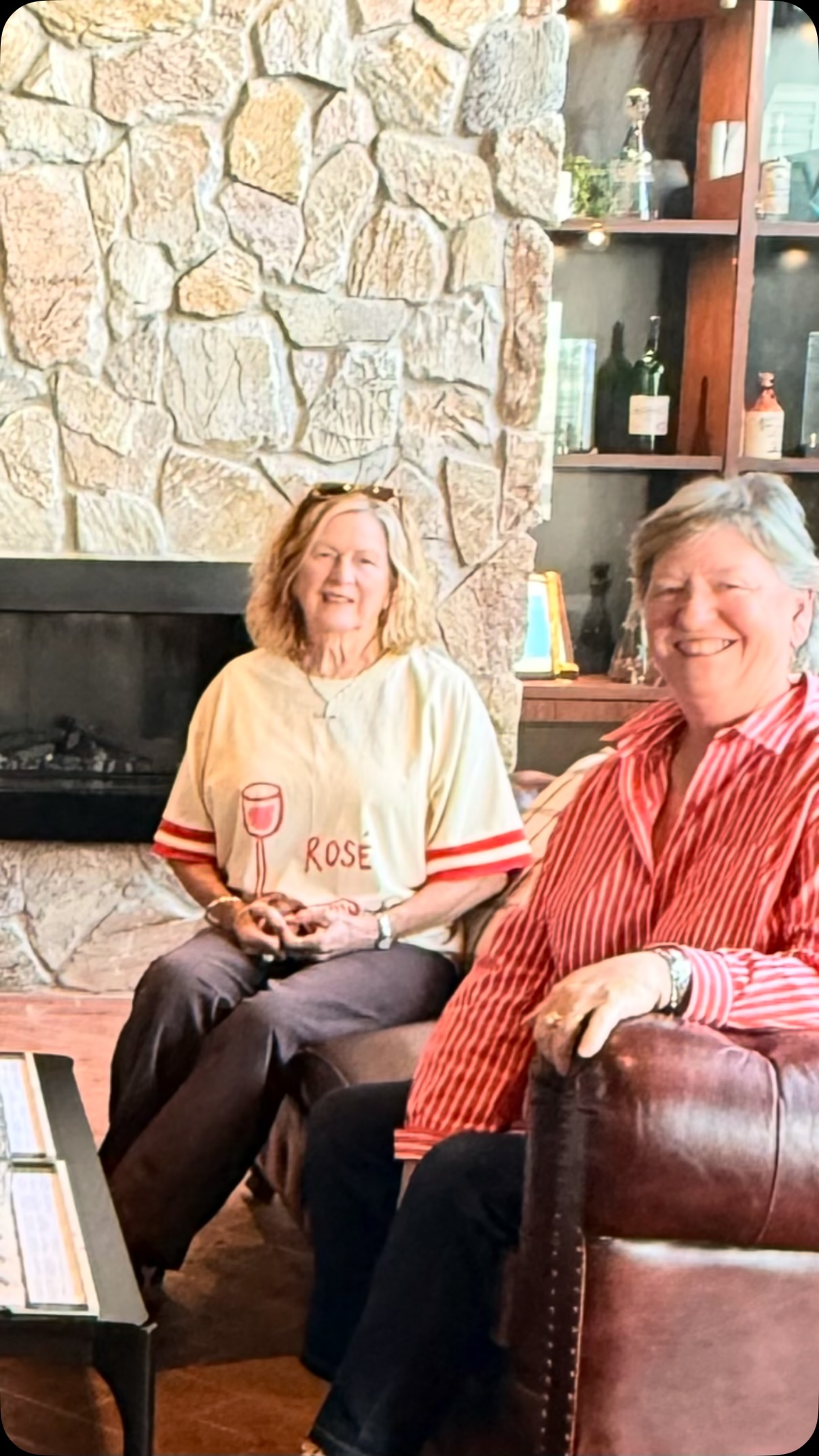 Ofcourse you have 30 seconds to join us on this wine tour journey around a few cellar doors around Rutherglen.
You’ll taste excellent wine and meet wonderfull people but what else could you experience.. have a Squizzy 👁️👁️
Once you’ve watched it read the bit below
.
.
.
.
.
I fibbed about it being 30 seconds 😊