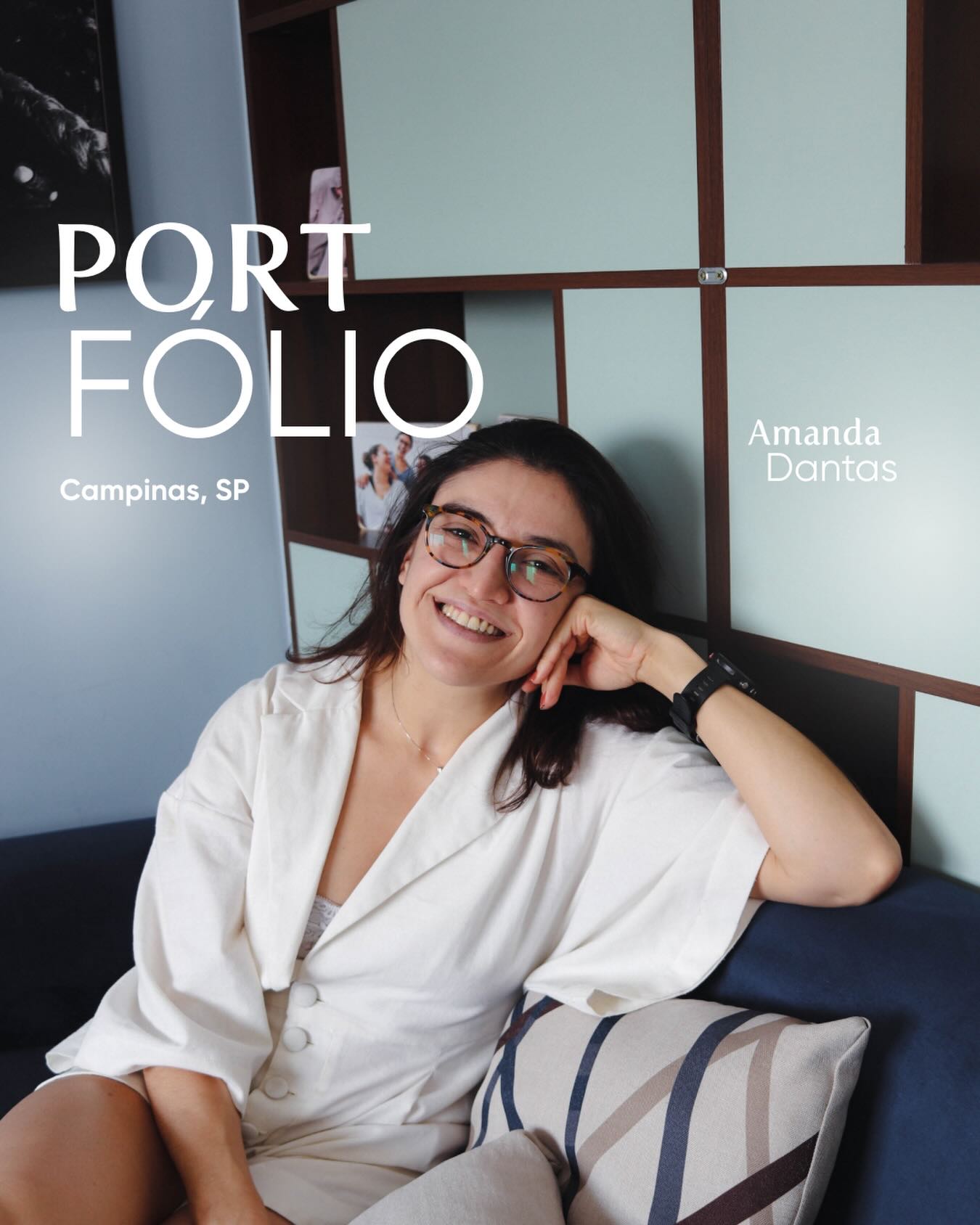 A Amanda Dantas está com a Abrace, há 2 anos e meio. Desde o início, observamos seu cuidado com as pacientes e o compromisso em passar informações legítimas, que empoderam mulheres a tomadas de decisões mais assertivas.
Junto à Yve, que cuida do seu design, iniciamos o trabalho de copywriting. Após 1 ano, começamos a cuidar de ações offline também, visando a experiência do paciente.
Em 2025, conduzimos o treinamento de CS para Raquel, responsável pelo atendimento e toda organização do consultório. Essa troca possibilitou um olhar, ainda mais atento, ao Sucesso do Paciente, com consultoria contínua.
Há pouco mais de 1 ano, ela vem fazendo tráfego pago, gerenciado pela Isa, nossa parceira de patrocinados. O resultado tem sido - verdadeiramente - positivo. Com agendamentos mensais, impactando vidas que receberão o cuidado - autêntico e responsável - da Amanda. Seja para a saúde ginecológica ou no momento de “pezinhos” chegando ao mundo. 🤍
Obrigada, Amanda, por confiar sua comunicação à Abrace! Aprendemos muito com você. E estamos animadas por todos anos que virão, juntas!
☕️
#portfolioabrace #comunicacaomedica #obstetricia #ginecologia