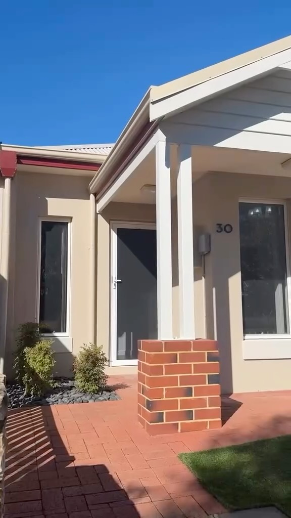Coming Soon!!!! - 30 Mickle Alley, Ellenbrook
Come with me for a sneak peek of this cosy & bright 2 bed, 1 bath in a great location across from bbq picnic amenities, schools, parks & transport links.
$620pw & available now!!
Keep an eye on our website in the bio for when this one launches or reach out to Holly direct for further info!
#justlisted #perthrealestate #forleaseperth