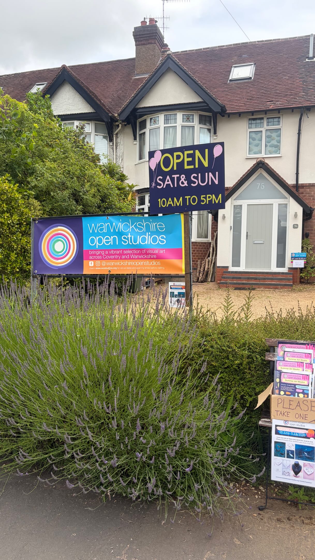 We are OPEN! Today and tomorrow from 10am to 5pm in @sophiegannerdesigns gorgeous summerhouse/studio. Not only have we got our own work on display/for sale, we have also got some gorgeous artisan gifts - handmade and local! No pressure to buy - come and browse - we would love to see you!