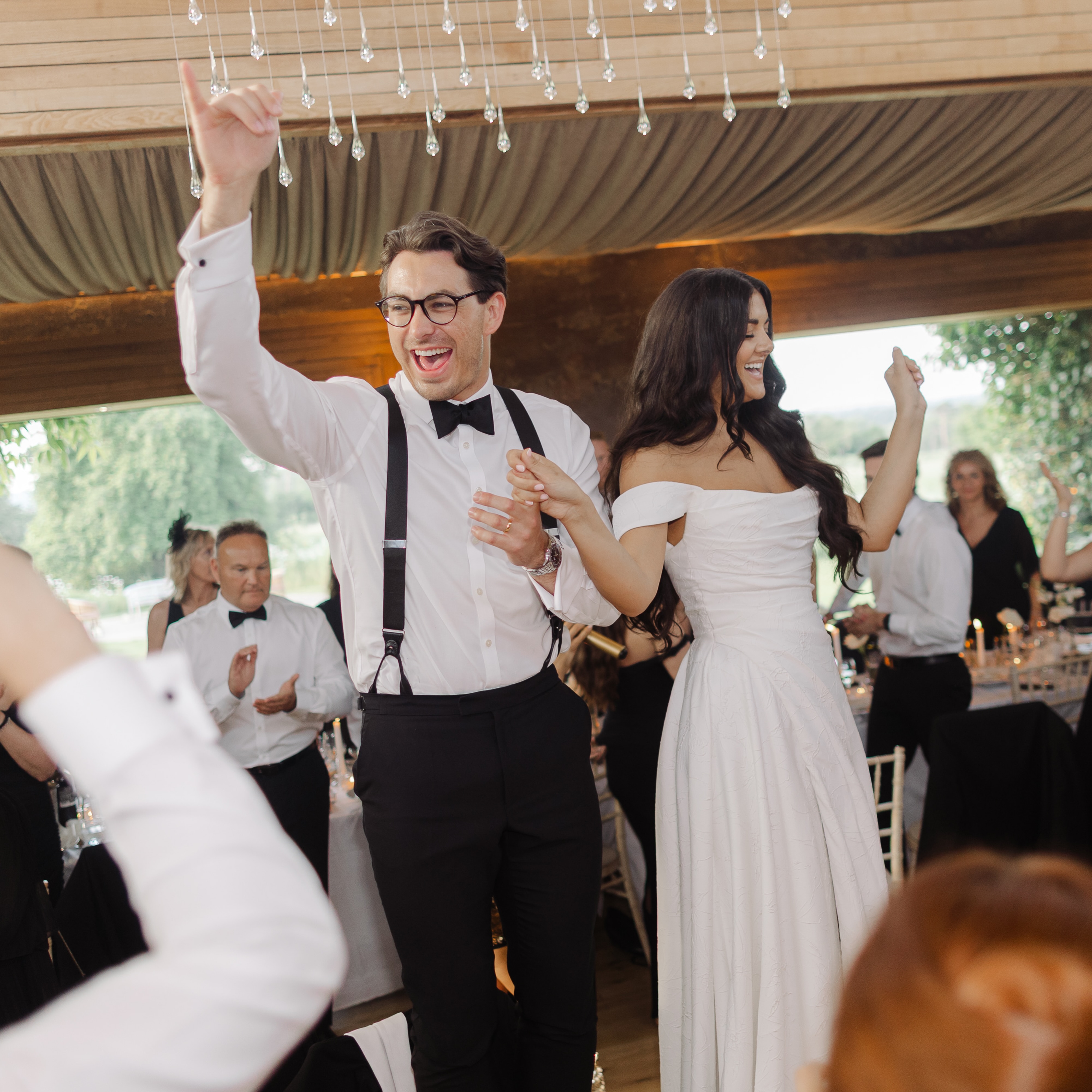 Alice & Jordan matched our ENERGY! 🪩 Roaming Wedding Breakfast 🥂 followed by our 6 piece Signature party sets 🎷meant the party never stopped, incredible photos by Chloe. Their golden hour vibe was a showstopper ❤️
Photography @chloeelyphotography
Venue @elmorecourt
Florist @sororidesignevents
Videographer @sparks_film_weddings
Second Photographer @luciewatsonphotography
Hair @laurengoslinghair
Make up katypheiffermakeupartist
Dress @trishpeng
Boutique @frances_day_bridal
Evening Dress @janehillbridal
Evening Boutique @haloandwrenbridal
Bridesmaids @thth_bridesmaids @lotterosebridal
Shoes @aminamuaddi
String Quartet @nerostringquartet
Celebrant @my_celebrant_life
Brass Band @brassjunkiesbrassband
Cake @tara_katie_cakes
Stationery + Signage @urbanframe_
#weddingband #roamingband #roamingweddingbreakfast #weddingmusicians #functionband