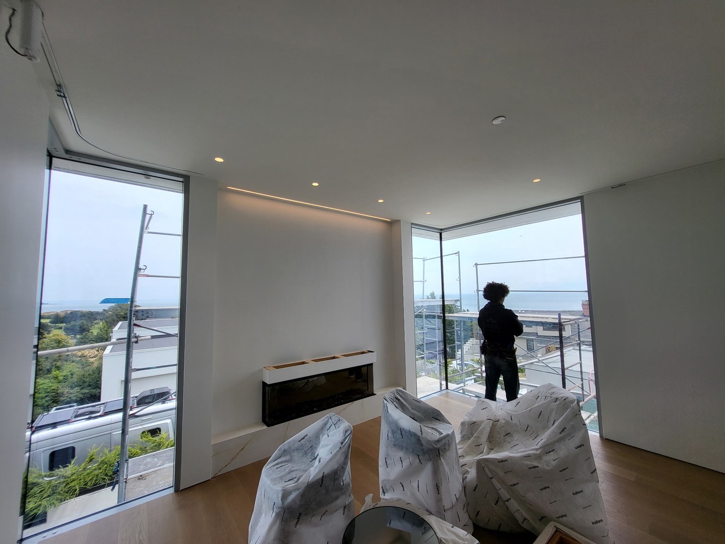๐ Ocean views. Mountain air. A home that matches every bit of it.
We just wrapped up this beautiful residential project on Vancouver Island and we are so proud of how it turned out. Custom lighting throughout, designed to enhance the natural light, the views, and the stunning finishes this home deserves.
Bonus? Great lighting isn't just beautiful to live with. It adds real value to your home.
โก Better ambiance
โก Higher resale value
โก A space that feels as good as the view outside
You already live somewhere incredible. Let your home show it. ๐กโจ
๐ฉ DM us or call 1-250-277-3588 to get started.
๐ See our full portfolio at the link in bio.
#FourPeaksPower #ResidentialLighting #VancouverIsland #OceanViewHome #VictoriaBC #HomeUpgrade #LightingDesign #CustomHome #PNWLiving #HomeRenovation #LocalElectrician #ElevateYourHome
