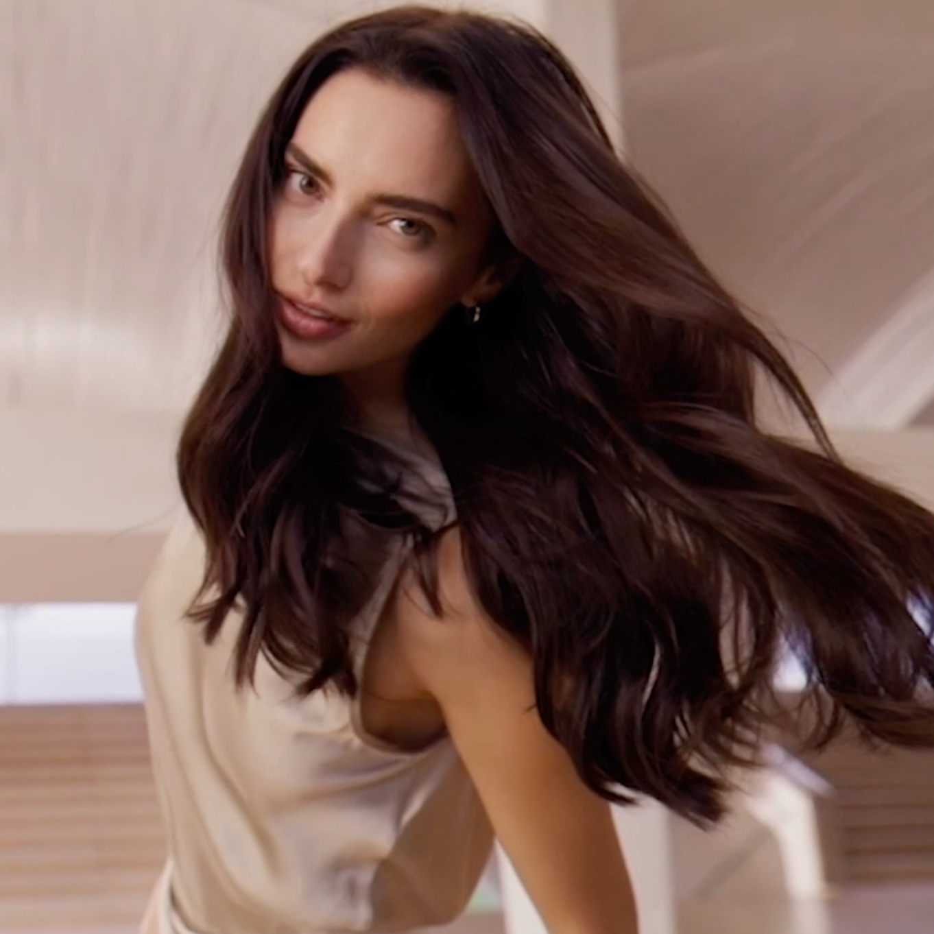 Our Hairstylist Gregory Kaoua @gregorykaoua Is now available in the USA!! #lateliernyc #hairstylist #hair-campaign