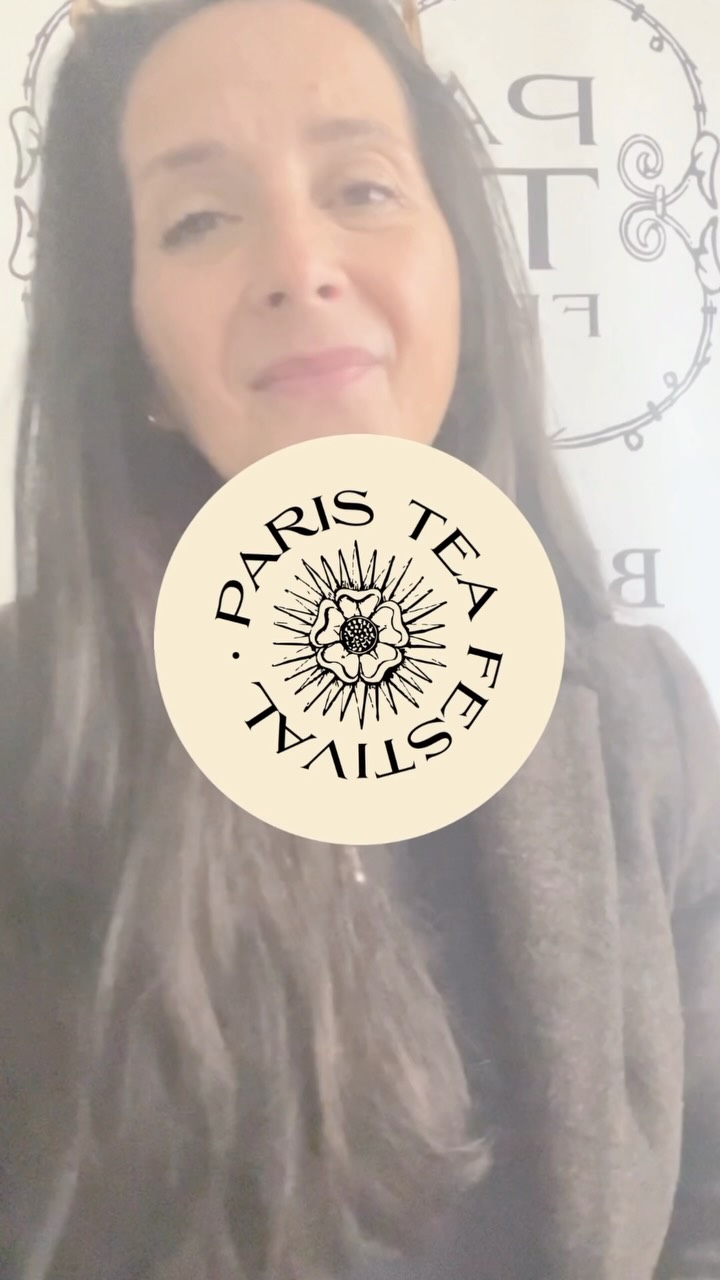 🇫🇷Dimanche 14 juin, le Paris Tea Festival vivra son grand temps fort à la Maison Internationale.
Le monde du thé s’y réunira dans toute sa diversité : producteurs venus de 14 pays, maisons de thé françaises, européennes et d’outre-mer, artisans, experts et intervenants passionnants, réunis pour partager avec générosité leur savoir-faire, leurs histoires et leurs expériences.
C’est une immense joie de voir toutes ces énergies se rencontrer en un même lieu.
Venez vivre cette journée, venez goûter, écouter, découvrir, et célébrer ensemble la richesse des cultures du thé.
🇬🇧On Sunday, 14 June, the Paris Tea Festival will reach its main highlight at the Maison Internationale.
The world of tea will come together in all its diversity: producers from 14 countries, French, European and overseas tea houses, artisans, experts and inspiring speakers, all gathered to generously share their know-how, stories and experience.
It is a true joy to see all these energies meet in one place.
Come and experience this special day. Come taste, listen, discover, and celebrate together the richness of tea cultures.
🍃 Paris Tea Festival
🗓 Dimanche 14 juin 2026
🏛 Maison Internationale de Paris
🎟 Billetterie disponible