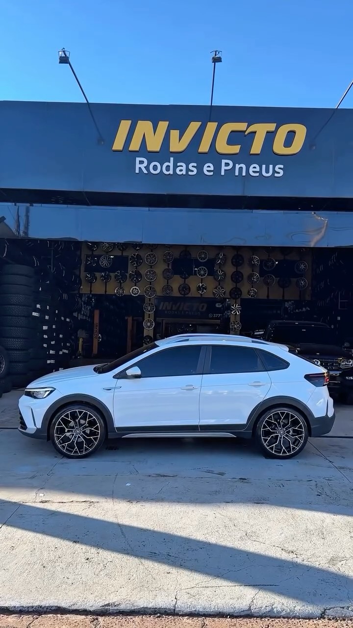 VW NIVUS TSI
🛞 Pneu XBRI Sportline Extra Load
• Medida: 245/35 ZR20
• Índice: 106W XL
• Etiqueta: E/E (71 dB)
➡️ Visual esportivo, excelente estabilidade e desempenho para destacar ainda mais o Nivus.
🛞 Roda GT-7 GTSport Preto Diamantado Brilhante
• Medida: 20x8,0
• Furação: 5x100
• Offset (ET): 38
• Cubo (CB): 72 mm
➡️ Acabamento preto diamantado brilhante que entrega sofisticação e esportividade em cada detalhe.
🔧 Serviços Realizados
• Alinhamento
• Balanceamento
📍 Invicto Rodas e Pneu
📞 (16) 3771-2800
🙏 “Quando Deus está no controle, o impossível vira apenas uma etapa da conquista.”
#InvictoRodasEPneu #VWNivus #NivusTSI #Volkswagen #XBRI Sportline GT7 GTSport