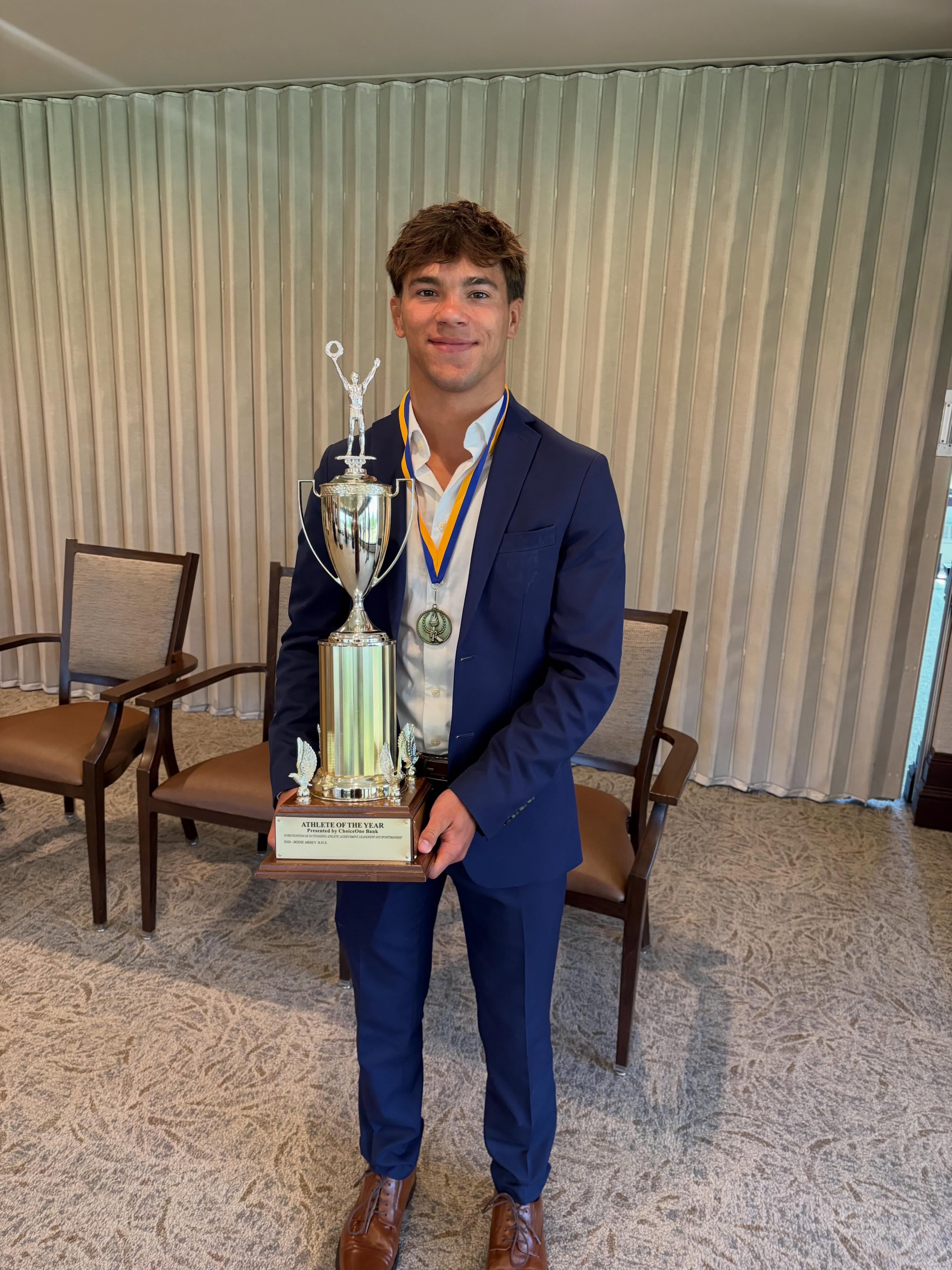 Congratulations to Bodie Abbey on being named the Choice One Athlete of the Year!
This award reflects the hard work, dedication, and character Bodie brings every day. Weβre incredibly proud of everything heβs accomplished and even more proud of the young man heβs become.
Well deserved, Bodie. The best is yet to come! ππ #HartlandWrestling