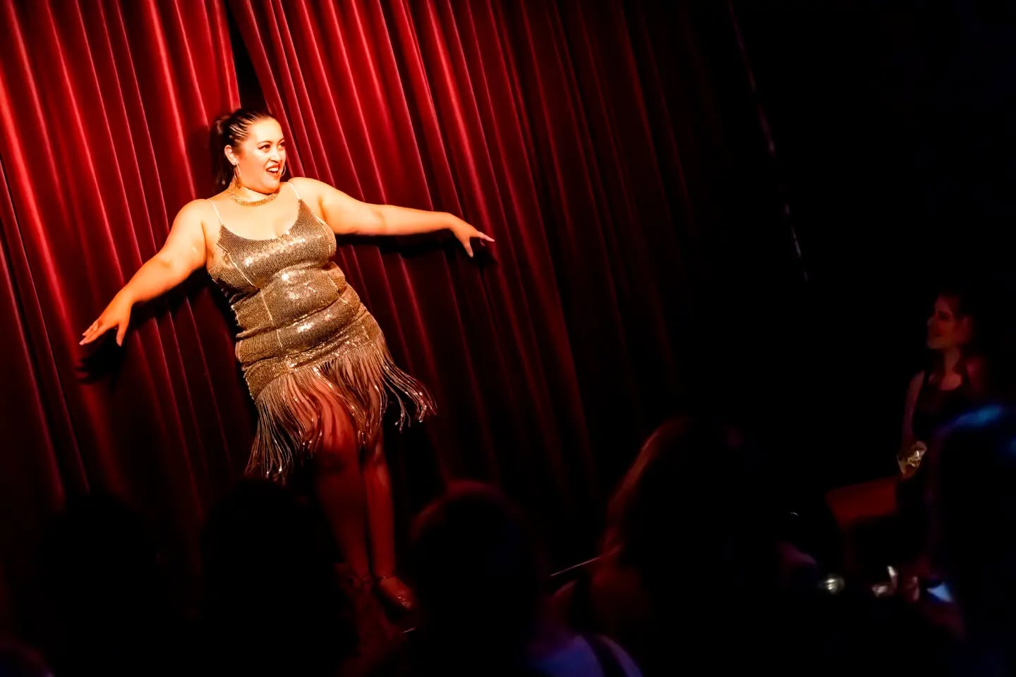 I'm ready to entertain you
✨️✨️✨️
Check out baby Chica in her first go-go dancing / stage kitten gig
From this amazing experience, I got to meet many incredible people in the burlesque industry both on stage and behind the scenes
🗓: @red.light.confidential.mel March 2022
📸: @3fatesmedia
#ChicaBoomBoom #Burlesque #StageLife #GogoDancer #The86Bar