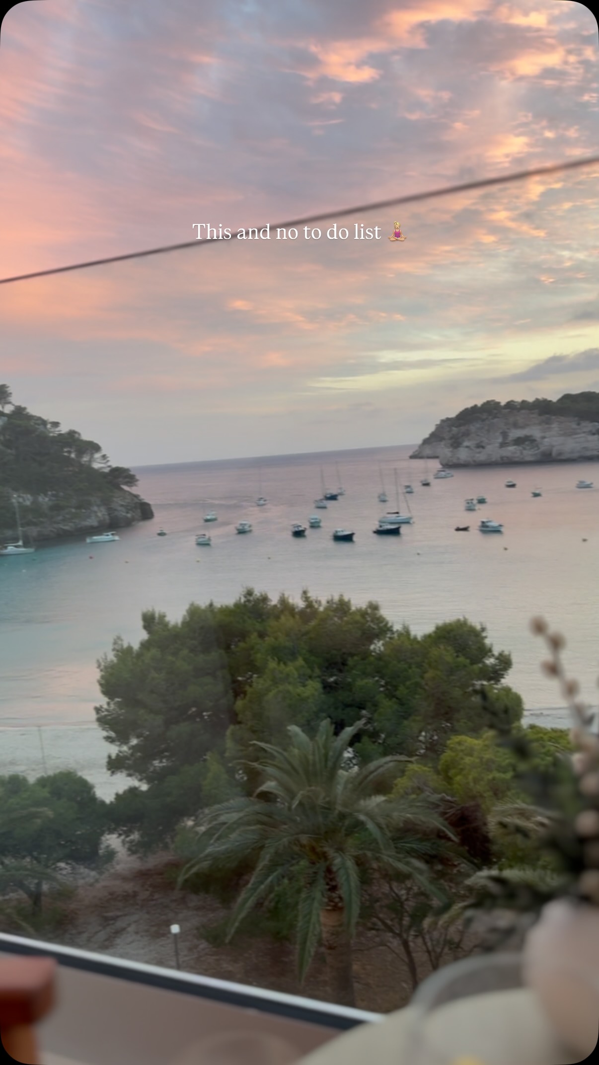 Take me back 🙏🏻
#luxurystays #sunsetviews