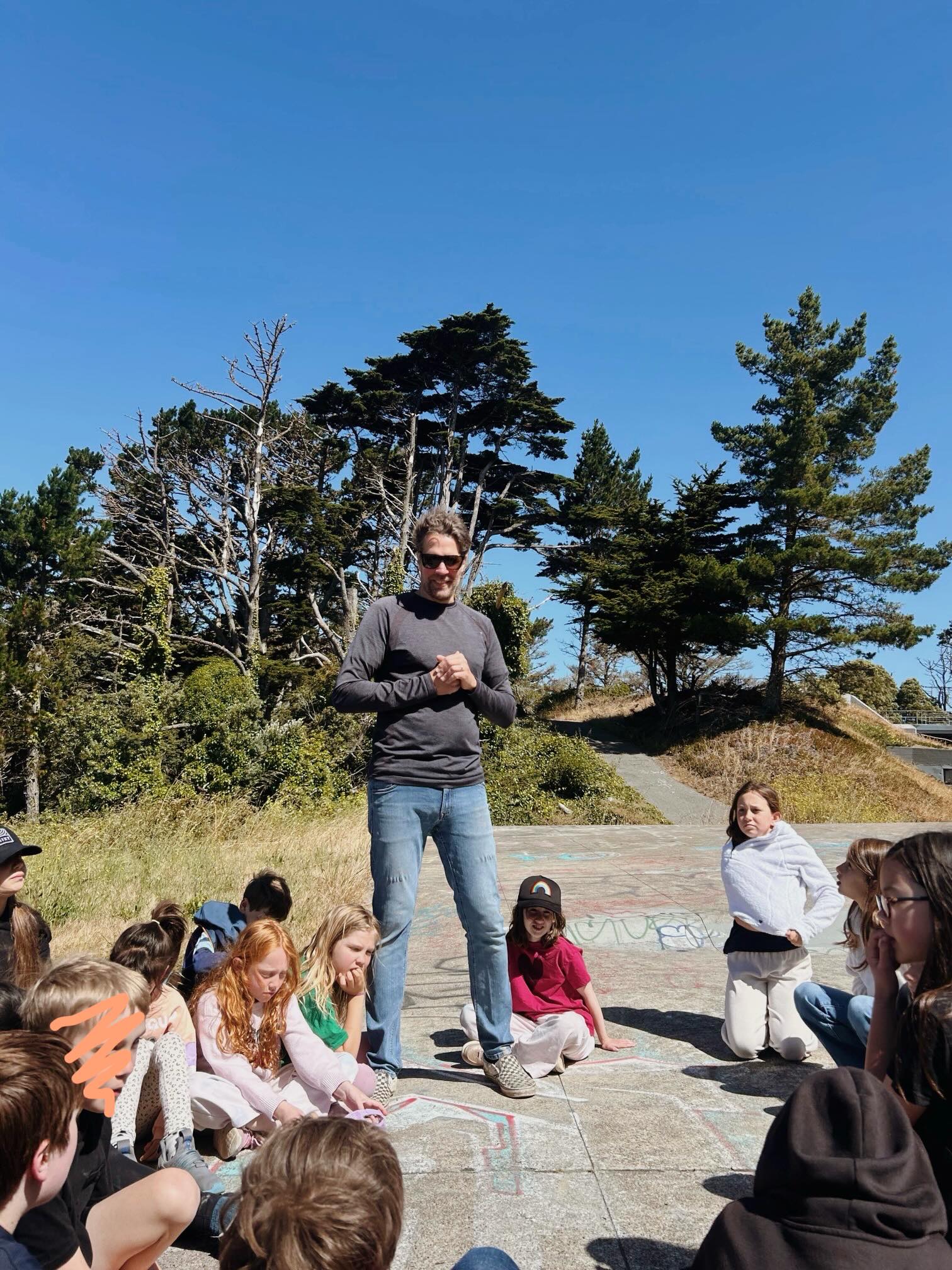Thanks to Schoolhouse parent Holden, students had an impactful service day during their last week of school. They worked hard to clean, paint, and do trail maintenance around Fort Miley in the Presidio.