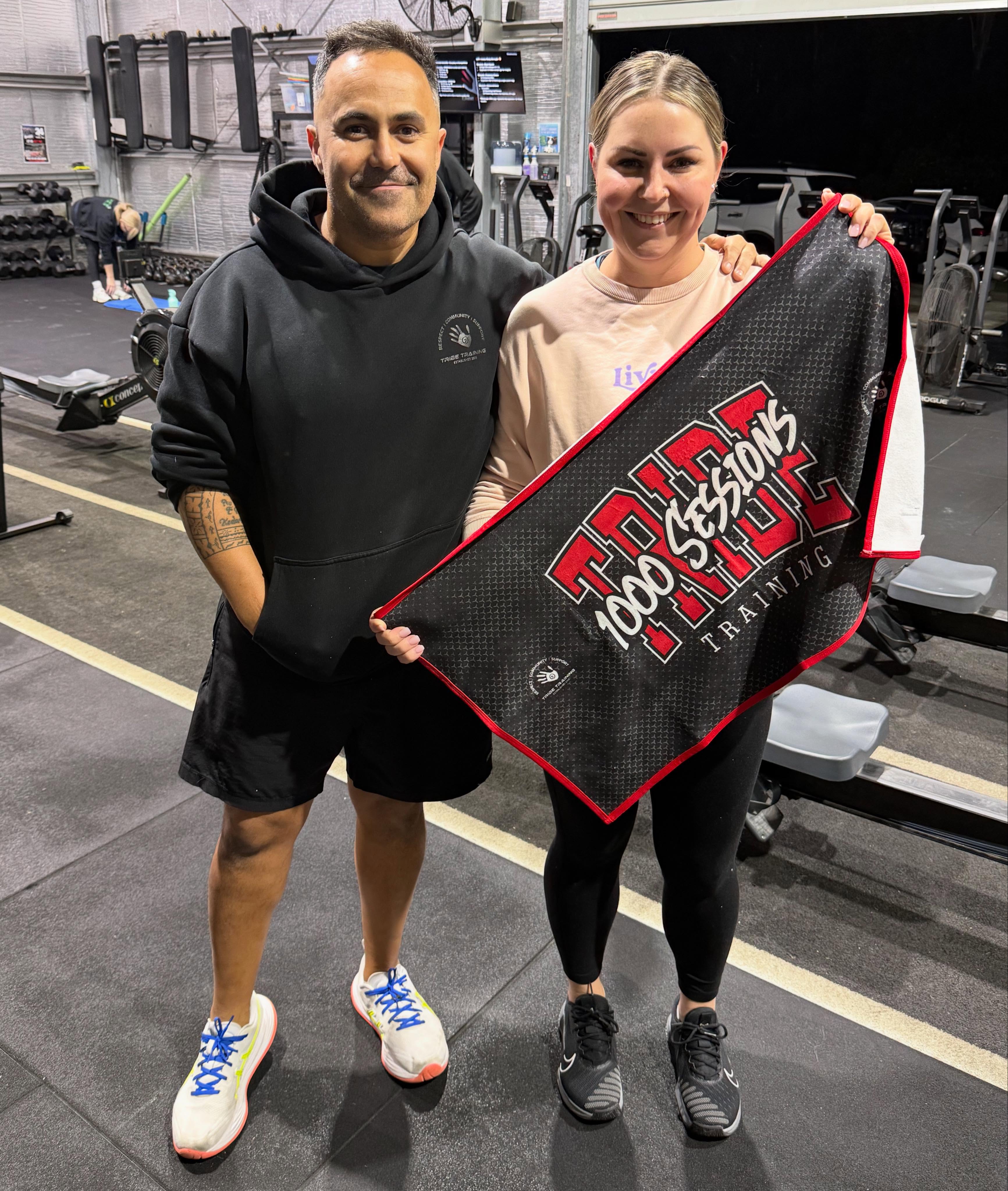🎉 1,000 Sessions for our mate Colleen! 🎉
1,000 sessions.
Countless laughs.
Some Fitness. 😉
And somehow she keeps coming back for more!
Colleen is a much-loved part of the Tribe community and we’re stoked to celebrate this incredible milestone with her.
Congratulations on joining the 1,000 Session Club, Colleen! 🖤👏
#TribeLife #1000SessionsStrong #ConsistencyWins