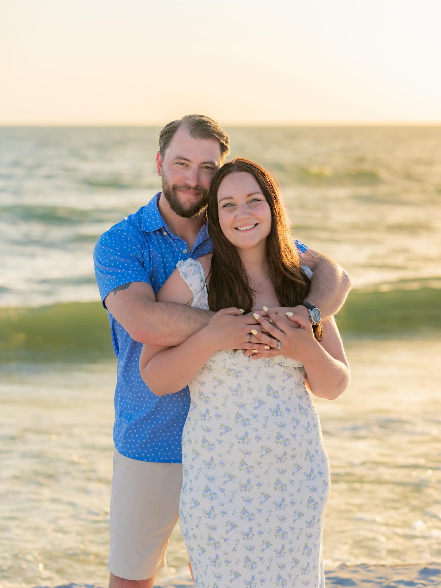 Family photos that feel like summer ☀️
#family #photographer #bonitasprings #naples #florida