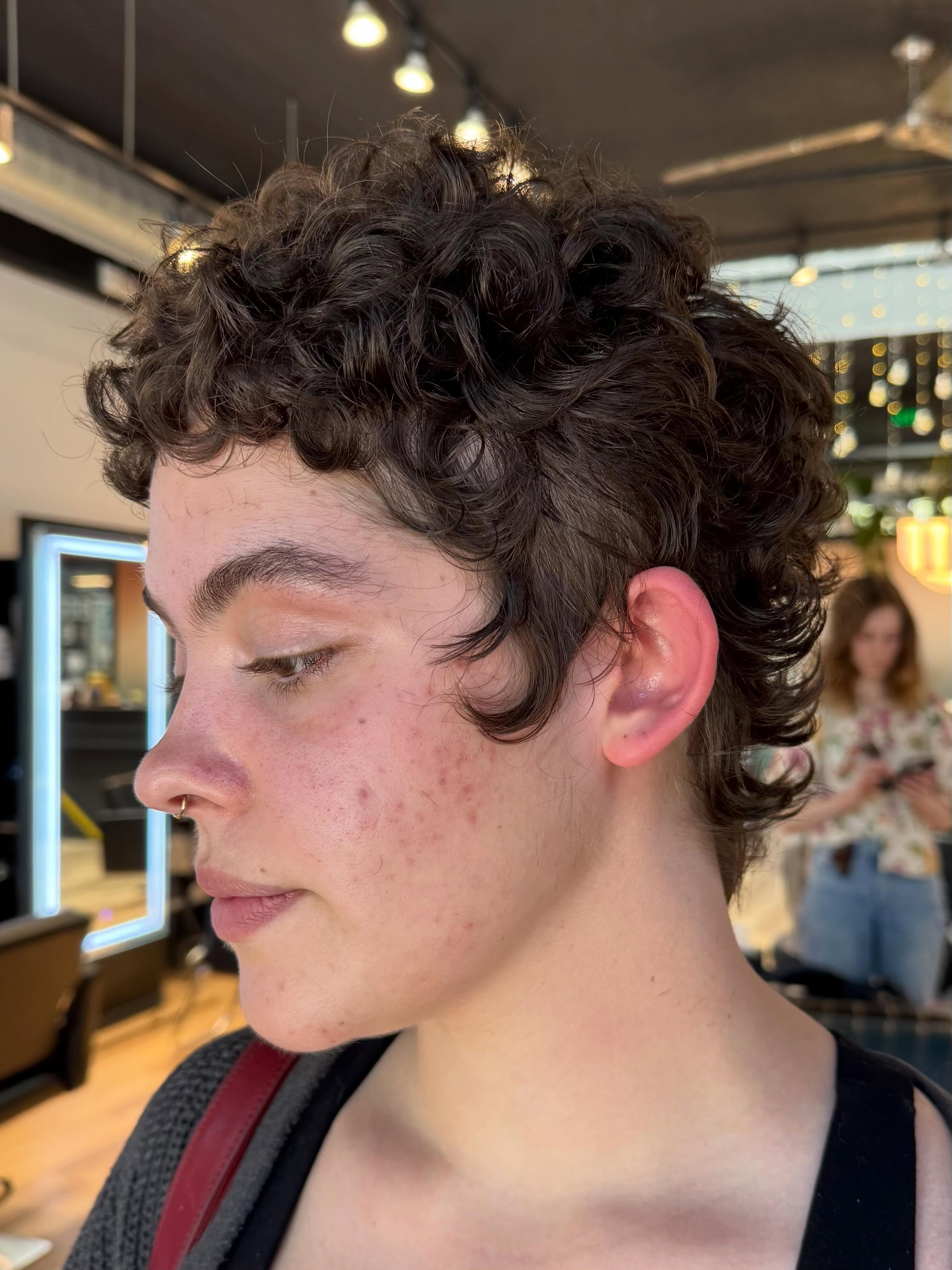 Hair by Caitlin @curlsbycaitlin
#bostoncurlspecialist #bostoncurlyhair #bostonpixiecut #jplocalfirst #jamaicaplainma