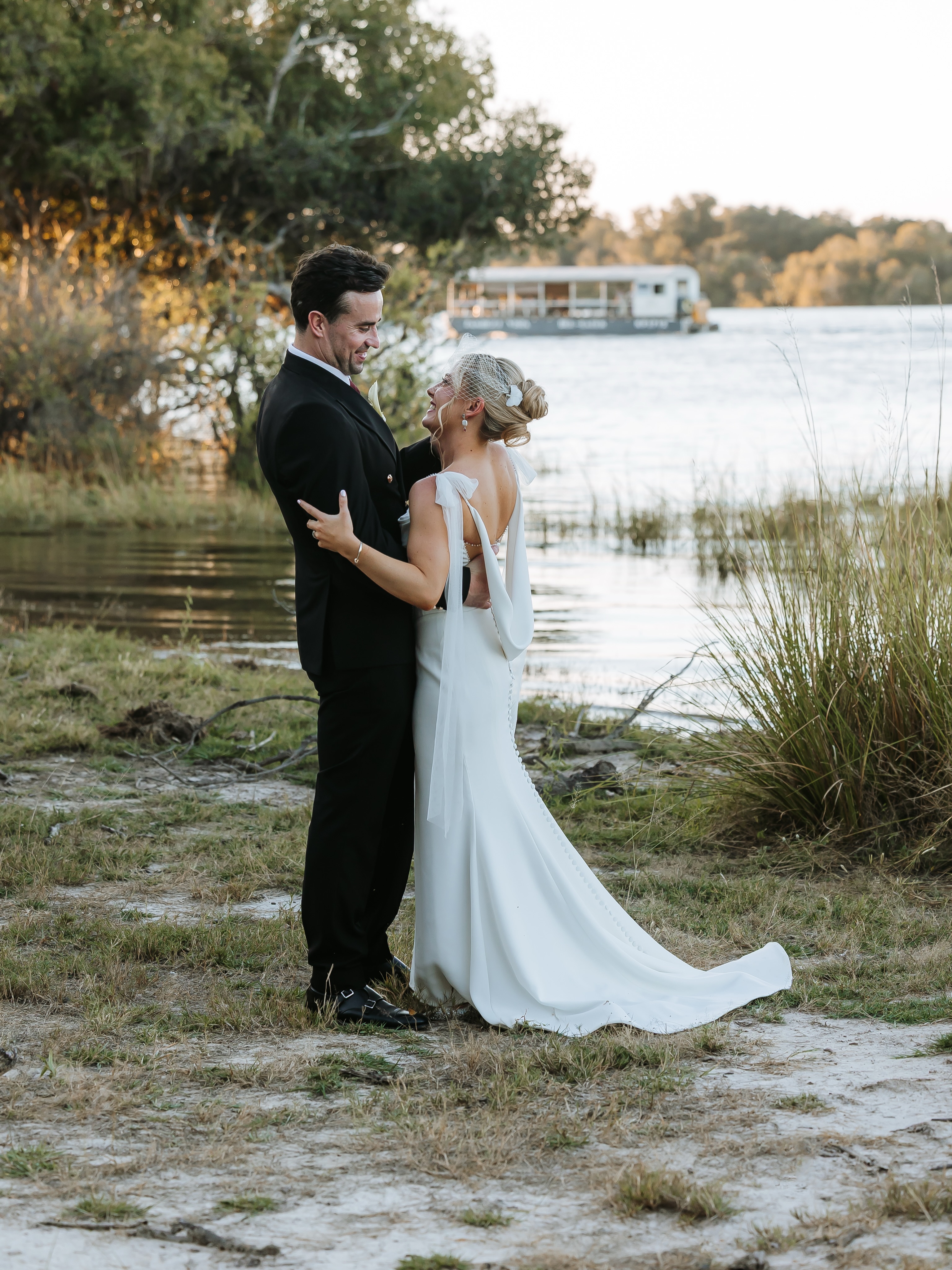 Love on the banks of the Zambeziš
Still working on this gallery, just had two share something from this magical weekend.