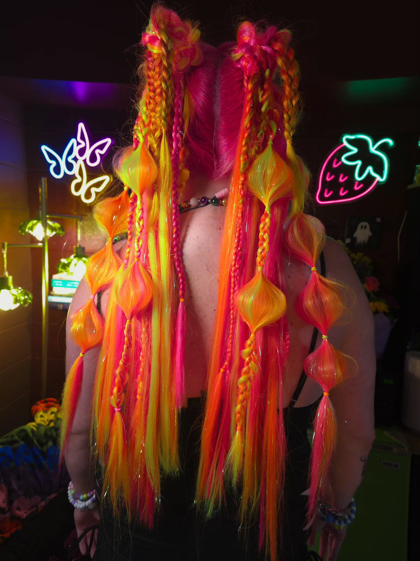 Roo color & braids for Megs!!!!
Braided extensions and color done by me!!
@hairdini_hsv helped with the French braiding because idk how to do that shit π«£
hair from @halfsweetstudios
look for @bonnaroo
#bonnaroo #musicfestival #bonnaroo2026
