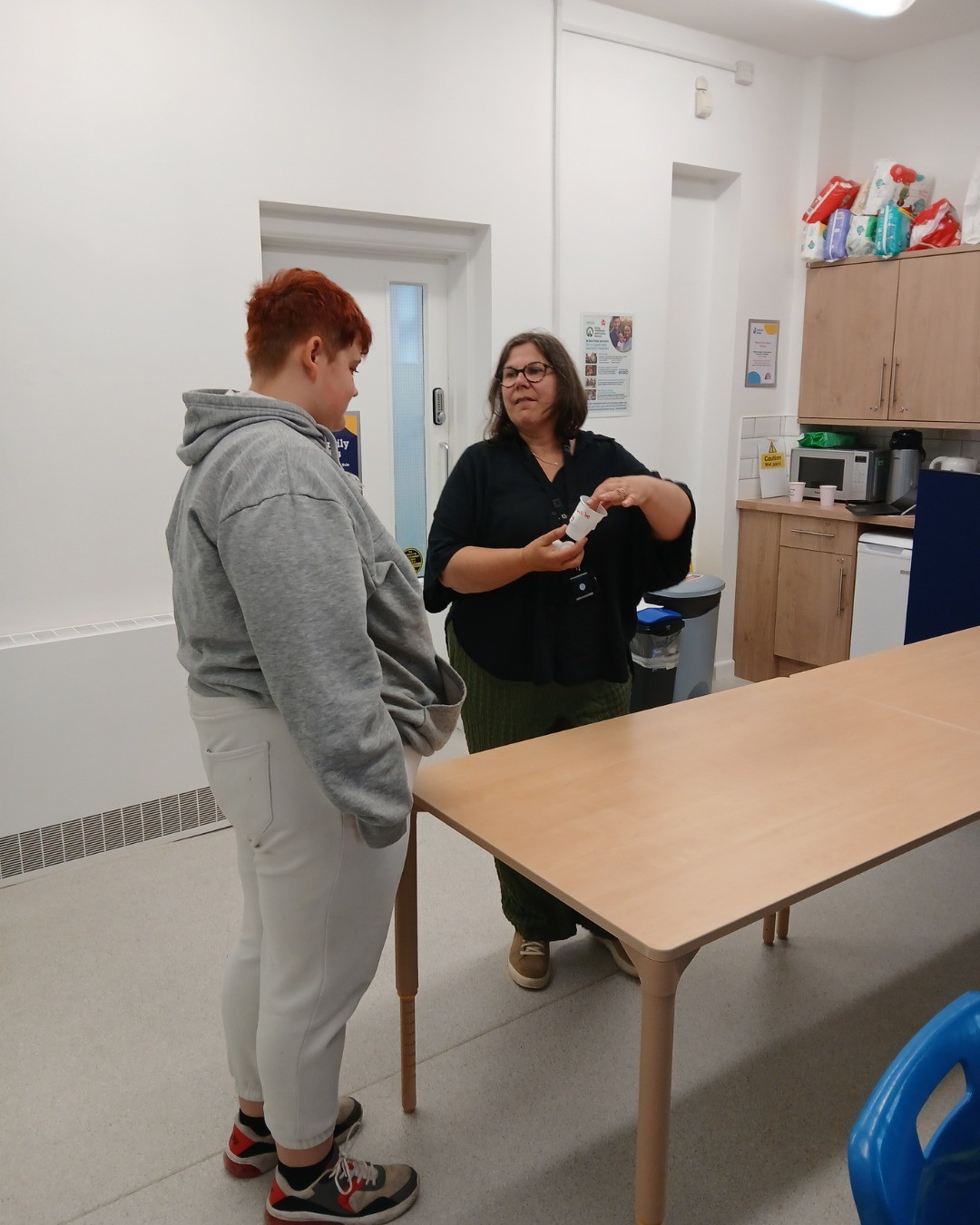 Our On Track team has been busy running our employability programme with young people in Norwich and King’s Lynn, and both groups are doing brilliantly! ✨
In King’s Lynn, the group explored Imposter Syndrome and took part in activities like “Have you ever felt…?” and “Imposter Pong” to help turn negative thoughts into positive ones. We also welcomed Candace from Connect to Work, who shared the support and opportunities available to help young people move towards employment. 👏
Meanwhile, the Norwich group has been learning about wellbeing, stress and problem-solving. They looked at how stress can feel in the body, explored their own “stress buckets”, and discussed what can help keep stress at manageable levels. For problem-solving, they tried building the tallest tower they could using marshmallows and spaghetti, then played “What’s in my bag?” and a twist on Pictionary, where one person described an image while their partner tried to draw it. ✏️
Link in our BIO to find out more about the On Track Service.
@thematthewprojectcharity