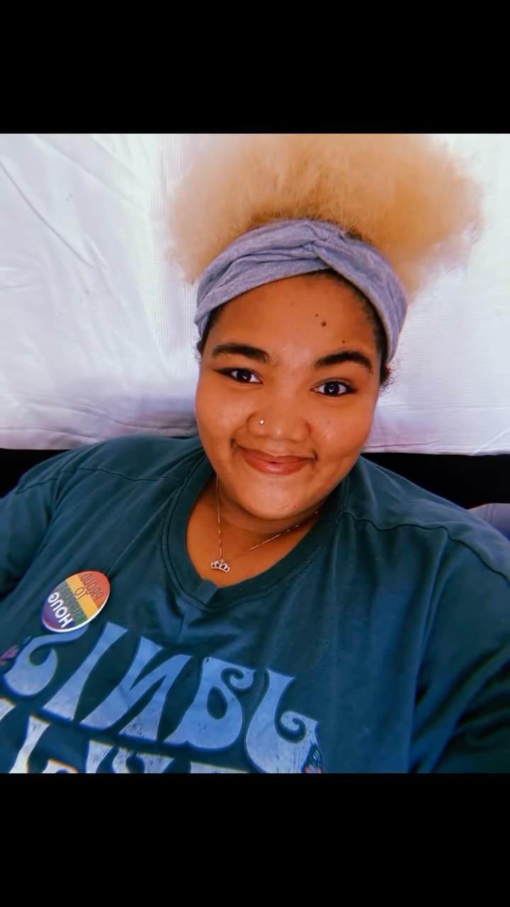 Pride was a riot…I’m so grateful to do what I love for a living! I’ll see y’all THIS Saturday at @eastsidemke’s Summer Soulstice Music Festival. ✨🌞♥️