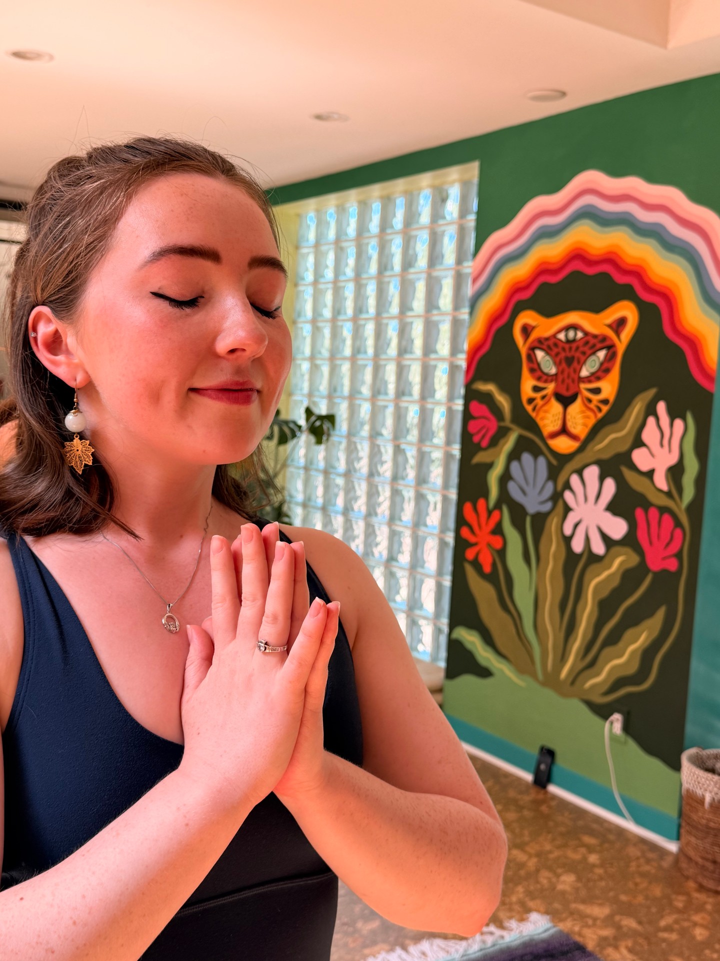 Namaste 🙏
A word many of us hear at beginning & the end of practice.
From Sanskrit, namas means to bow, to honour, to offer reverence. Te means to you.
Namaste can be understood as:
I bow to you.
I honour the light, truth & sacred presence within you.
I meet you from the place in me that remembers the same.
When we bring the hands together at the heart in Anjali Mudra, we gather the right & left, the outer & inner, the doing & the being.
It is a gesture of humility.
A moment of remembrance.
A way of saying, I see you beyond the roles, the stories, the surface.
In yoga, Namaste is not something we say without feeling.
It is something we practice & a way for us to honor the roots of Yoga & how we relate to the practice on & off the mat.
To bow to life.
To honour the teacher, the student, the community, the breath.
To remember that beneath our differences, there is something sacred connecting us.
May we say it with presence.
May we live it with sincerity.
Namaste 🙏
#yogadays #namaste #casacopalyoga
