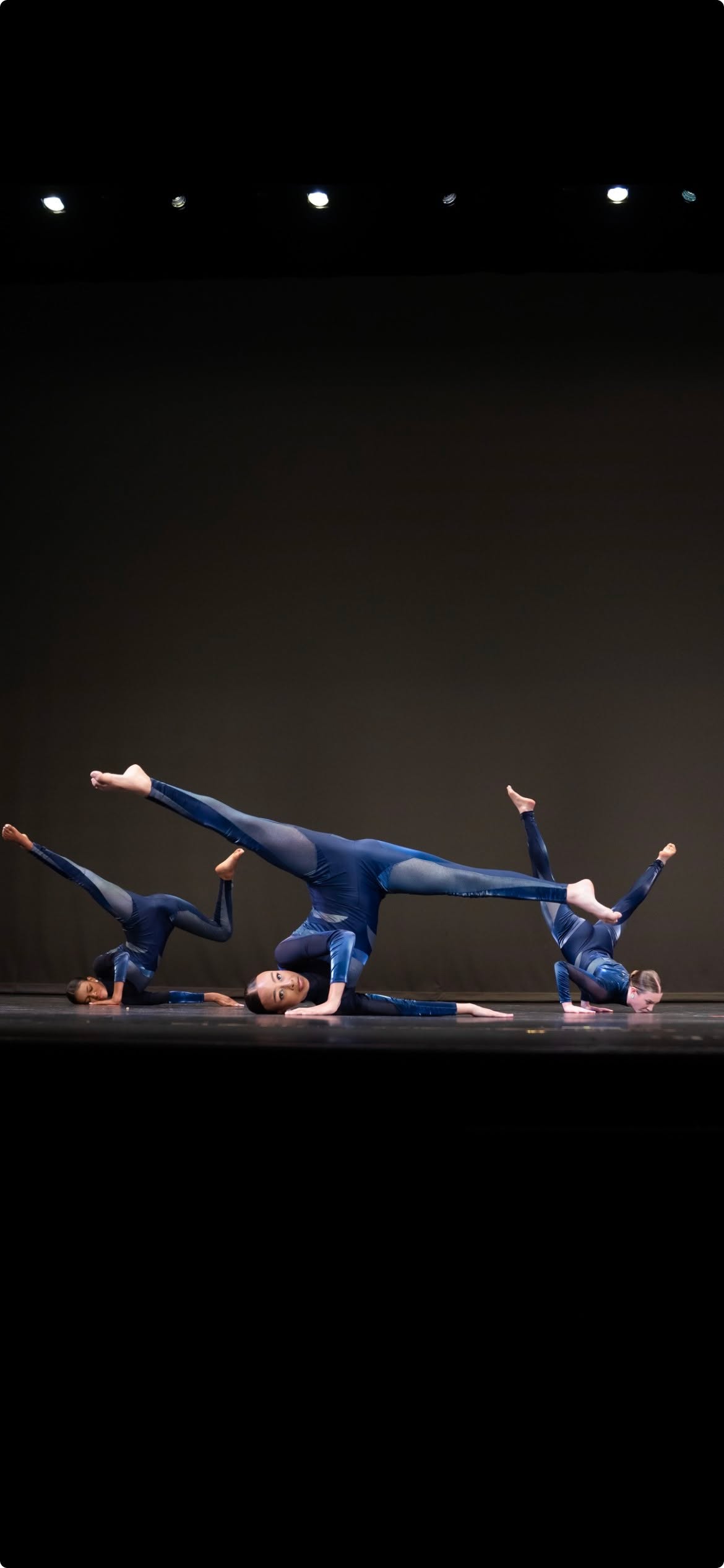 More of our favorite moments from Groove and Rhythm dancers!!#ViralDance #dance #NCDanceStudio #DanceTraining #dancetechnique #DanceWithDaliana #dancersofinstagram #StudioEvents #TrendingNow #SZN15 #DalianaDanceTeam #dancers #jazzdance #stretching #DalianaVibes #ballet #contemporarydance
