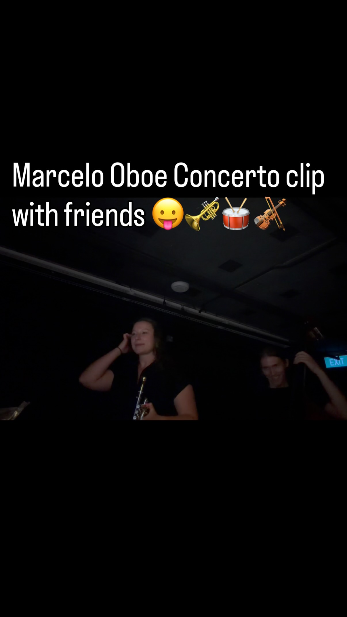 Had some fun a few weeks ago with @jasonmeusel and @ino.tanno.ying fooling around on the beginning of the Marcelo Oboe concerto on piccolo trumpet with special accompaniment🎺🥁 We might graduate from iPhone recordings soon but for now this is not the album version ✨
•
#piccolotrumpet #trumpetconcerto #classicalmusic #trumpet #trumpetplayer
