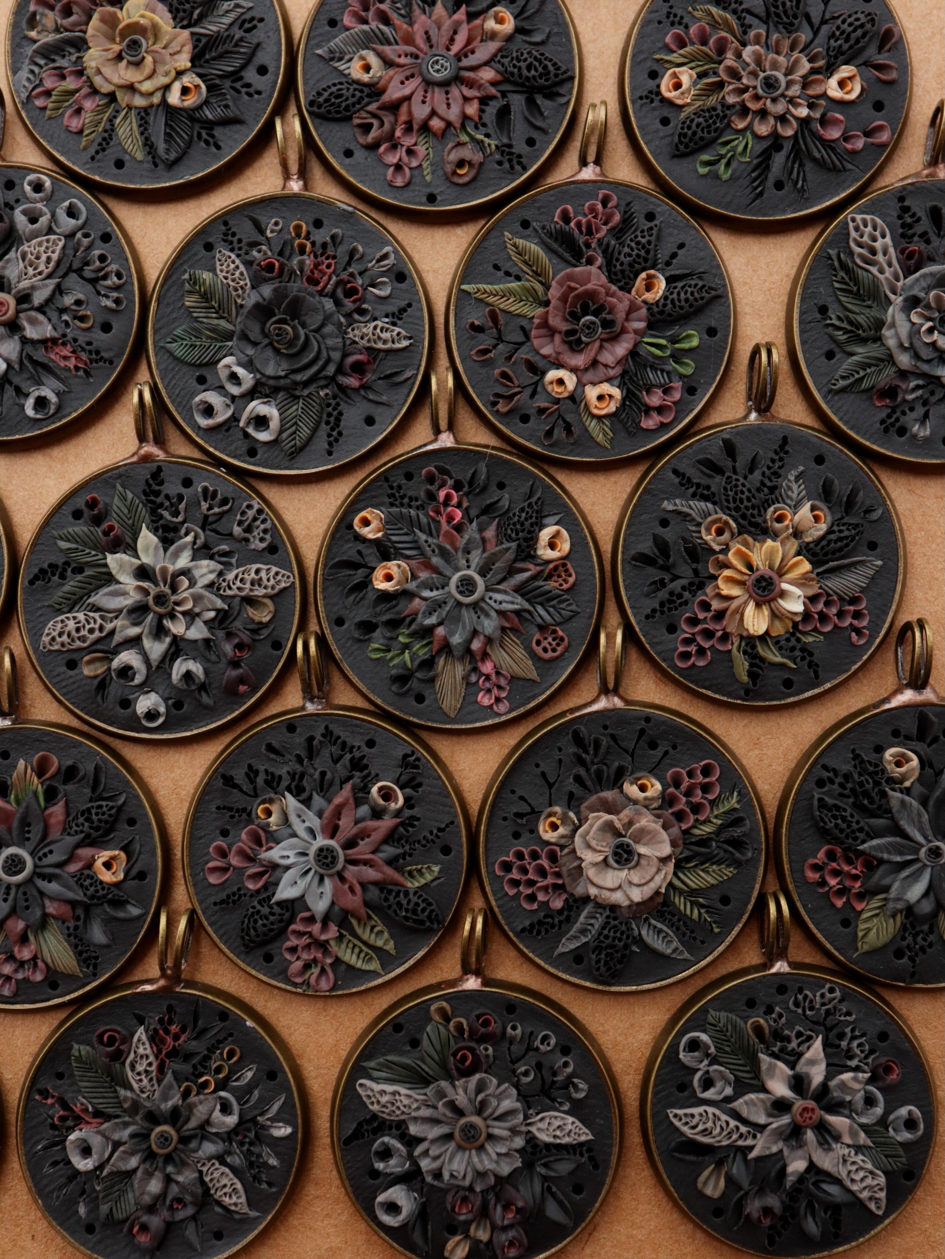 ‘Twas in a mood…for the @omahaartfair
🐦⬛🥀🌚🕸️🖤
The EC tent will be ready for you Friday-Sunday with so many fun things plus these new black monochrome necklaces. I can’t wait for you to discover the perfect piece in Booth 114-115 in downtown Omaha starting tomorrow! 🥳🥳🥳