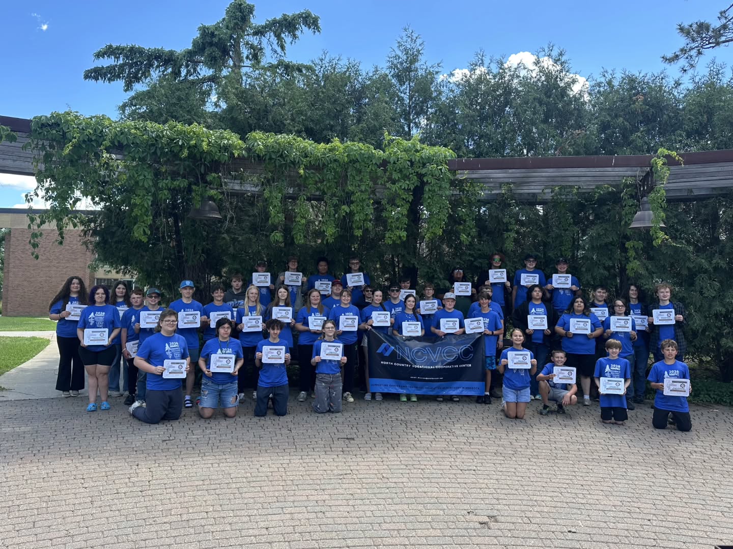 Northern Minnesota Robotics Conference teams enjoyed putting in the work to ready for next season. BSU hosted the camp that included programming 1, 2 and CAD 1. Thanks all for great learning, t shirts and vibes! @3134.clbhs @tnt3102 @kaoticrobotics @robojacks_4674 @electric_lakersrobotics @nmrconferencealumni @bsutadschool