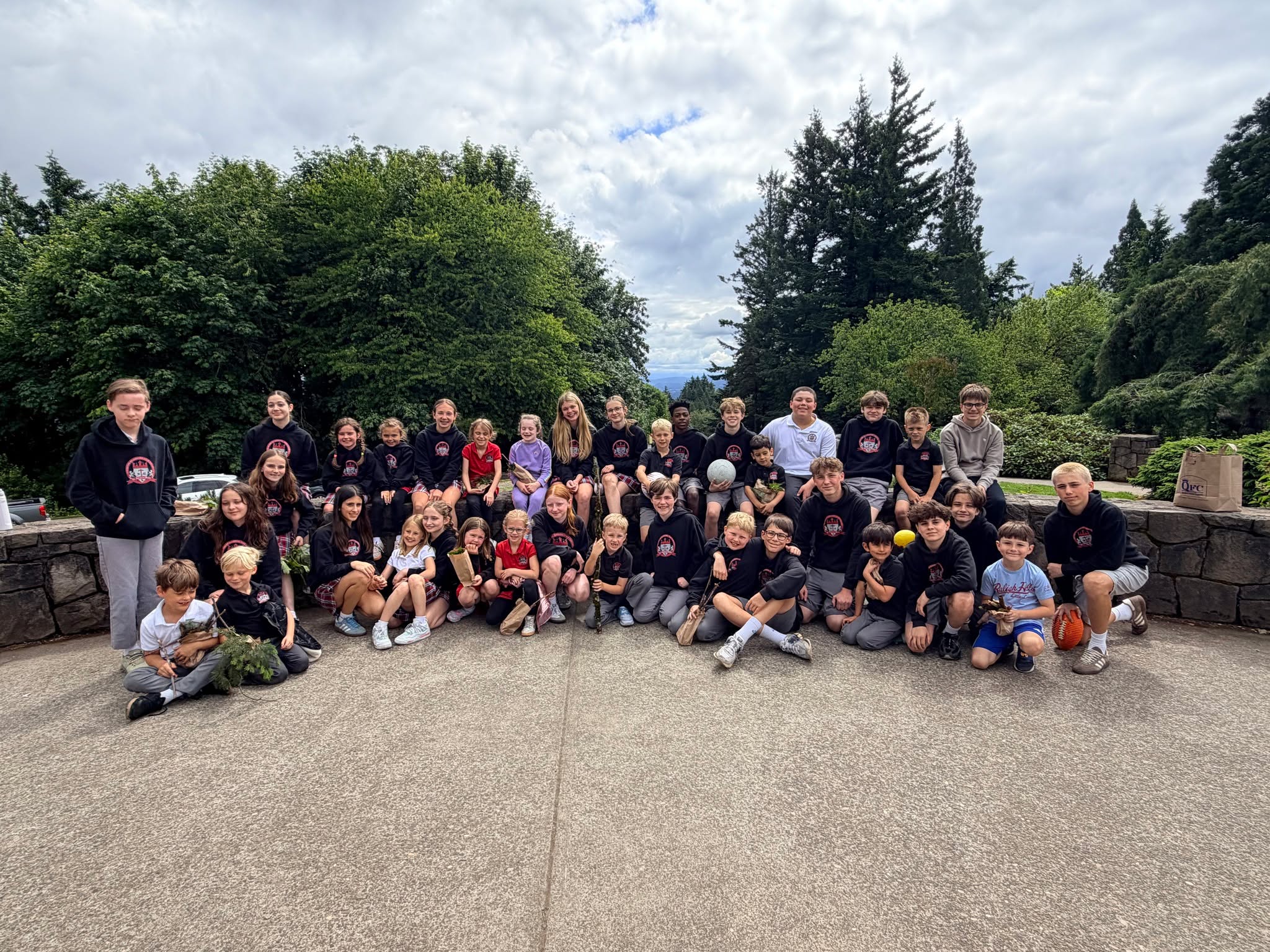 What a beautiful day for a beloved STM buddy tradition! ๐ชโ๏ธ
Today, our 1st and 7th grade buddies walked together to Council Crest Park to fly the kites they made together. The day was filled with laughter, play, pizza, and a special surprise visit from the ice cream truck! ๐๐ฆ
This year's trip was especially meaningful for our 7th graders. Due to COVID, they missed this experience when they were 1st graders, making today's adventure a full-circle moment and a chance to create memories they never had the opportunity to make years ago.
We love seeing the friendships, mentorship, and joy that grow through our buddy program.
#stthomasmorecatholicschool #stmpdx #catholicschool #catholicschoolportland #k8 #STMBulldogs #leadership #STMTradition #buddies #pdx #FieldTripFun #fieldtrip