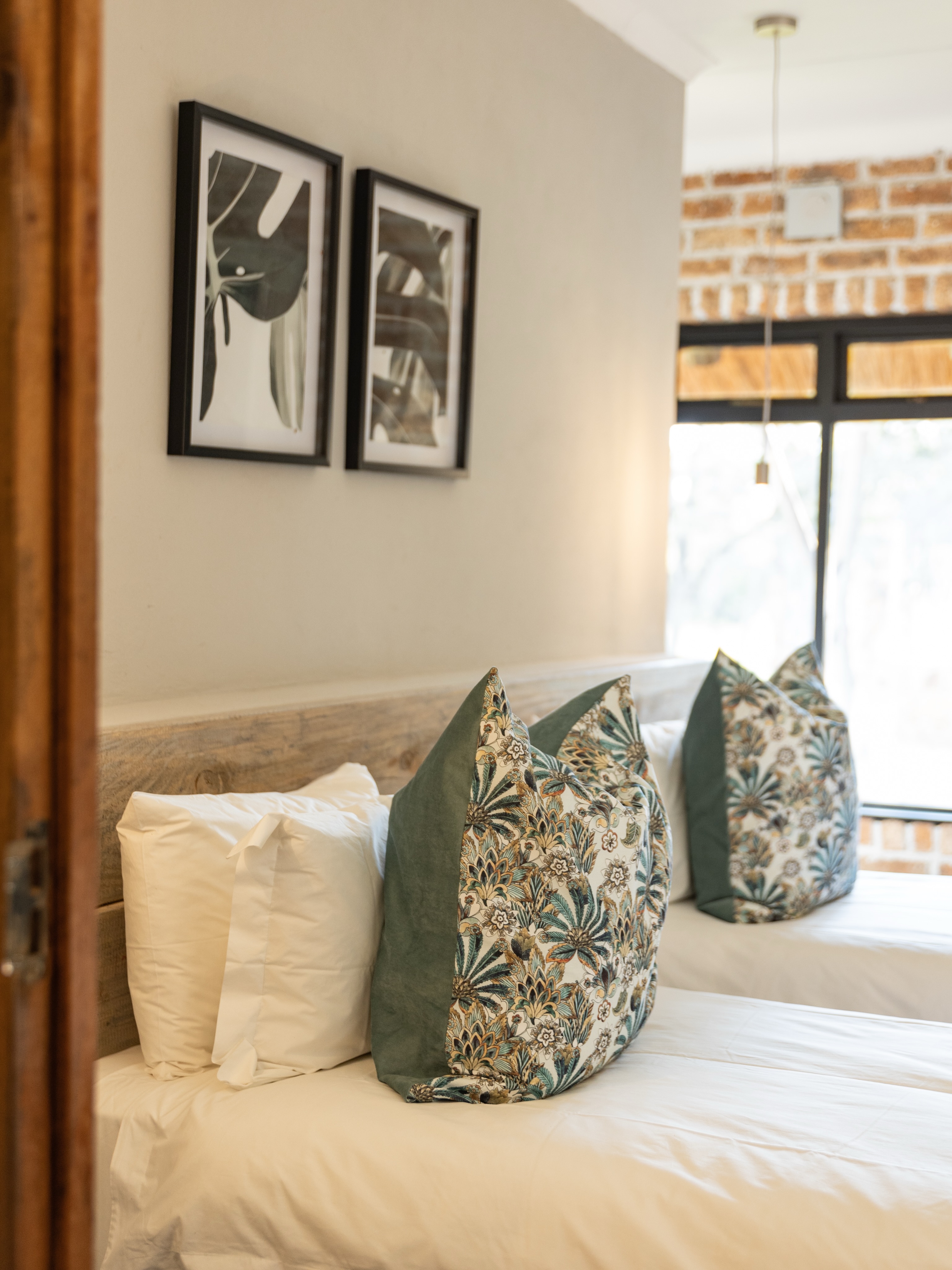 There’s something special about a weekend in the bushveld. ✨
The quiet mornings, the open spaces, and the chance to slow down for a while.
A place to rest, reconnect, and enjoy every moment a little longer. 🌿
💌 info@wildwoodvenue.com
#WeddingSouthAfrica #BushveldWeddings #LimpopoWeddings