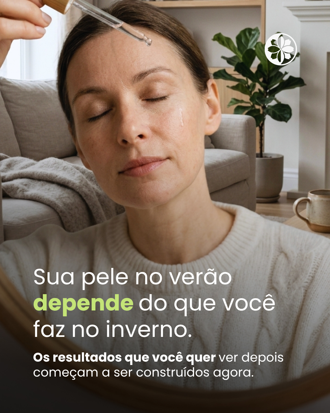 O inverno é uma das melhores épocas do ano para investir na qualidade da pele.
Com menor exposição ao calor e à radiação solar intensa, essa estação favorece os cuidados voltados para manchas, uniformização do tom e renovação da pele.
💚 A Vitamina C atua como um poderoso antioxidante, ajudando a proteger a pele da ação dos radicais livres, além de contribuir para mais luminosidade e viço.
💚 Já o Dermablanc N auxilia na uniformização da pele, melhora o aspecto de manchas e contribui para o processo de despigmentação gradual.
Juntos, eles formam uma combinação estratégica para quem deseja uma pele mais uniforme, luminosa e saudável.
✨ Os resultados que você deseja para o verão começam a ser construídos agora.
💬 Comenta MANCHAS que nossa equipe te ajuda a montar a rotina ideal para você. 💚