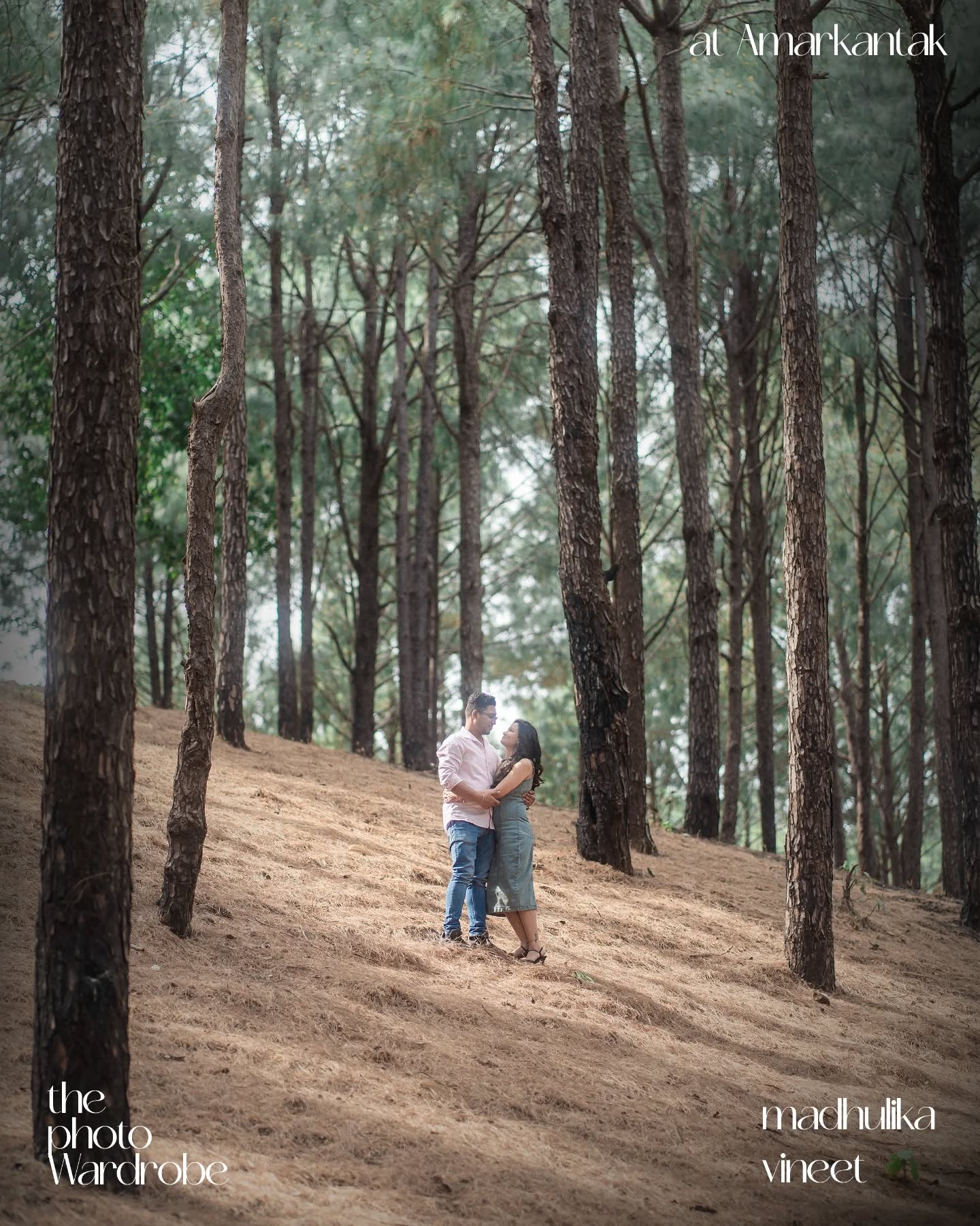 Few pictures from Madhulika and Vineet's before wedding days, shot at Amarkantak.
.
#prewed #prewedding #photography