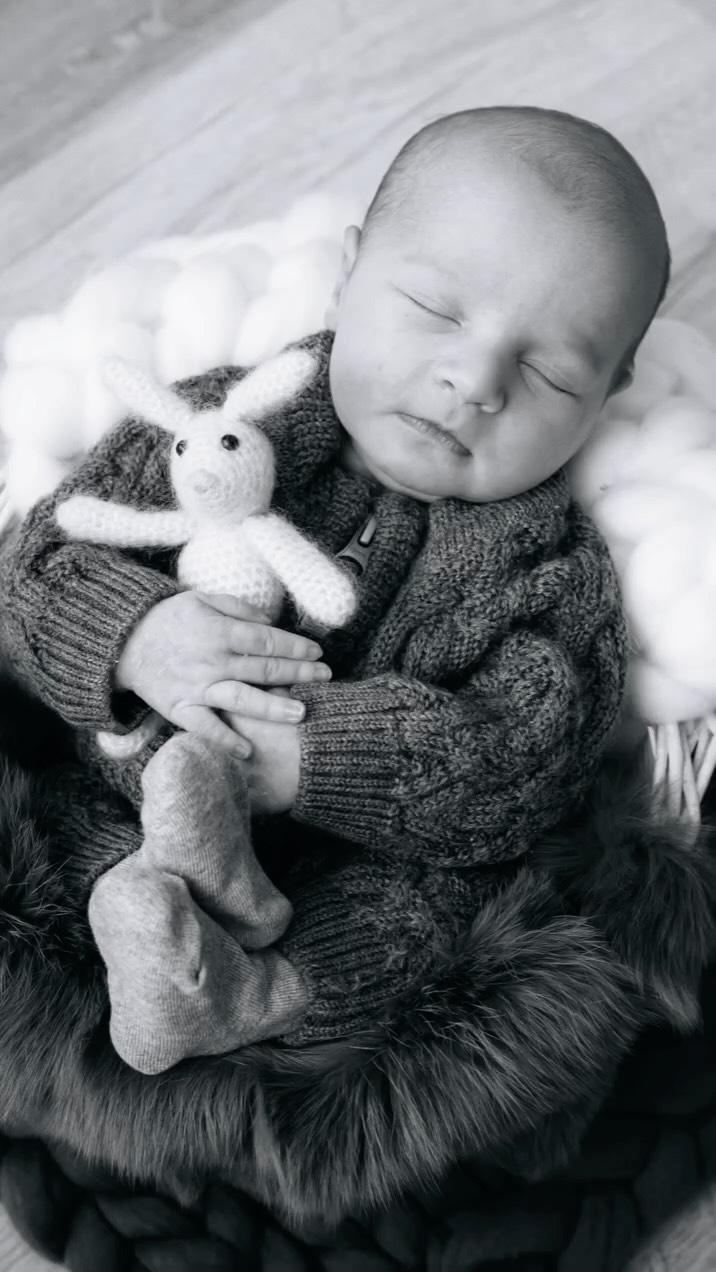 Newbornbilder zum hinschmelzen 🥹🩵
Buche jetzt dein Babyshooting und ich schenk euch ein unvergessliches Erlebnis 🤗 diese Bilder der ersten Tage nach der Geburt sind so viel wert!
www.studio-oneshot.ch • info@studio-oneshot.ch