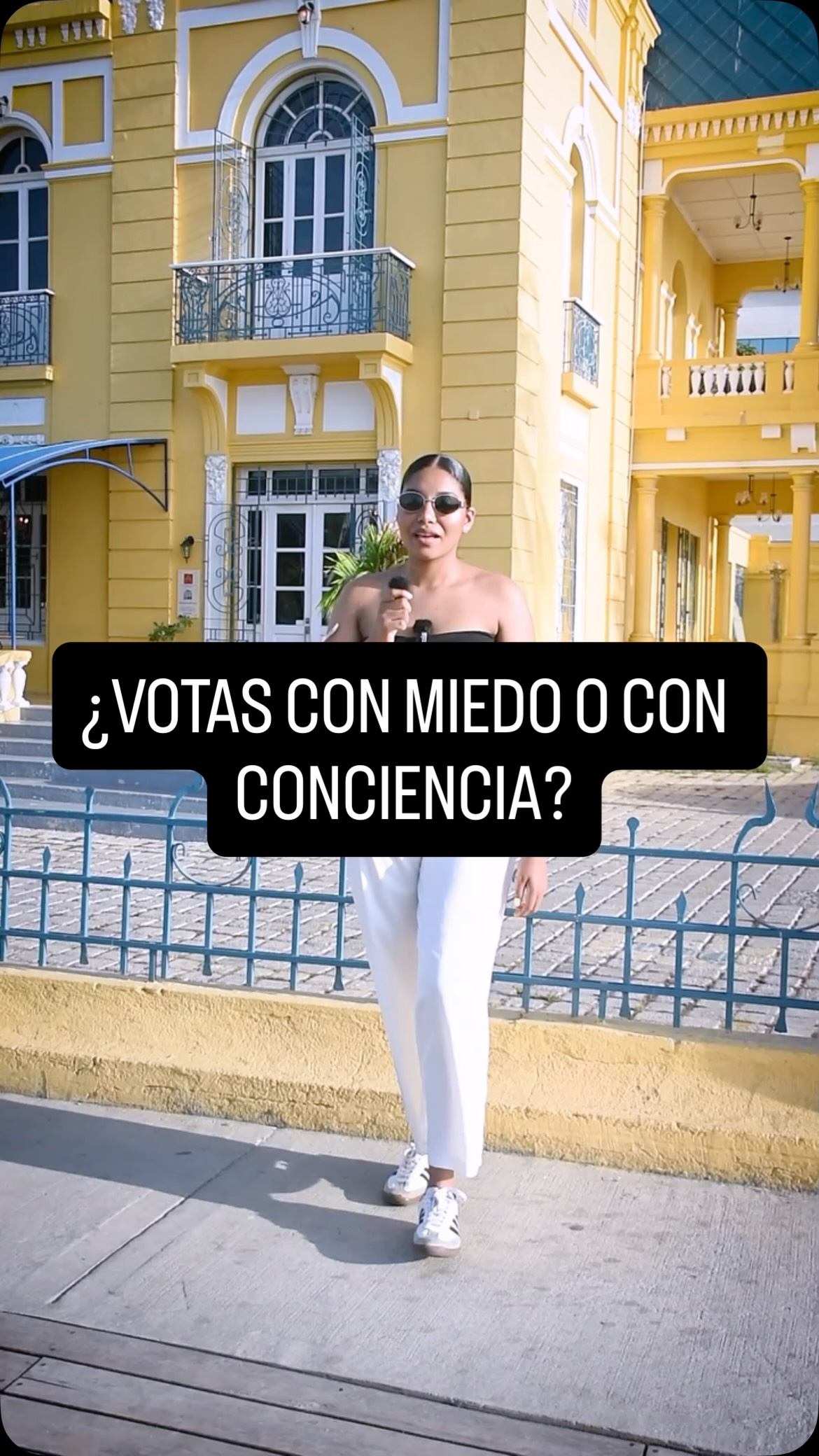 Antes de votar, pregúntate:
¿Qué propone este proyecto para mi comunidad?
¿Estoy decidiendo con miedo o con conciencia?
Desde ASAFRONELMAN creemos en una ciudadanía que se informa, pregunta y vota con argumentos.
El Magdalena también decide.
#asafronelman #pedagogiaciudadana #eleccionescolombia2026 #cepedapresidente #votoconsciente