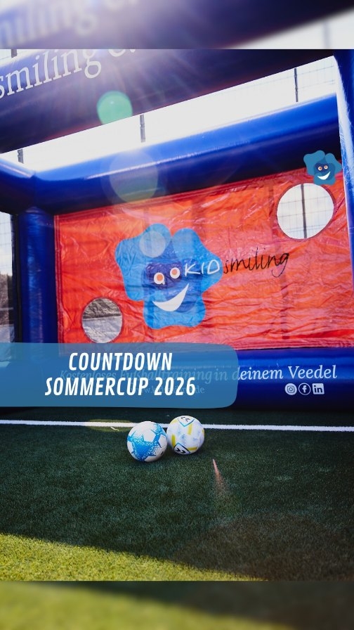 🎉 Der Countdown bis zum 27.06.2026 läuft! 🎉
In 2 Wochen ist es endlich soweit: Der Sommercup 2026 steht vor der Tür! 🏆☀️
Die Vorfreude steigt! Wir können es kaum erwarten, wenn unsere Standorte wieder gegeneinander antreten. Freut euch auf spannende Spiele, echten Teamgeist und jede Menge Emotionen! 💪🔥
🏅 Wer sichert sich in diesem Jahr den begehrten Pokal?
Eins ist sicher: Es wird ein unvergesslicher Tag voller Sport, Spaß und gemeinsamer Erlebnisse! ⚽🎊
Und das Beste: Auch 2026 haben wir wieder zahlreiche Highlights und Attraktionen für euch vorbereitet. 🤩
Neugierig geworden? 👀
In den kommenden Tagen verraten wir hier nach und nach, was euch alles erwartet. Also dranbleiben und nichts verpassen!
@fckoeln_stiftung @rewe
#Sommercup2026 #Countdown #KIDsmiling #Teamspirit #Sommer #Fußball #SaveTheDate