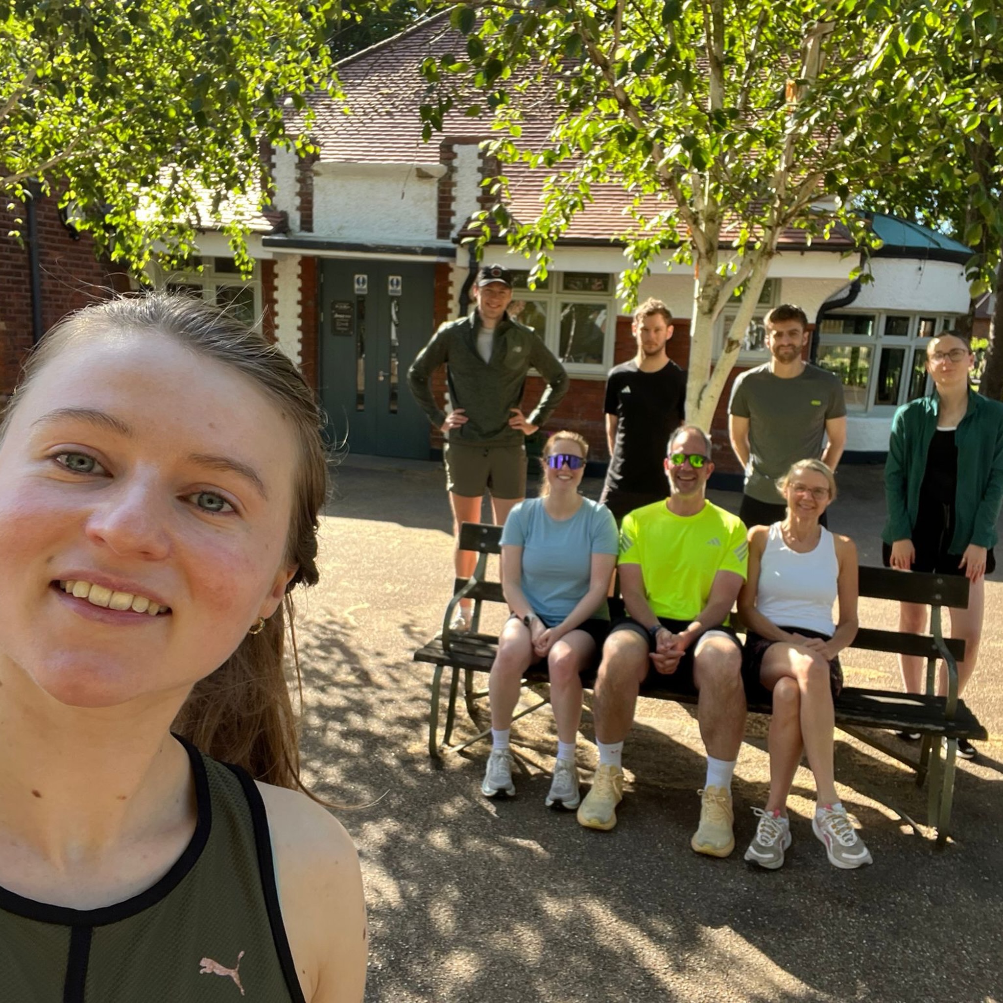 A sunny weekend of running - well done all and thanks to Imogen for hosting our Sunday club sessions 🙌🏻
.
#runningclub #runnersofinstagram #socialrunning #runlondon #sunshine