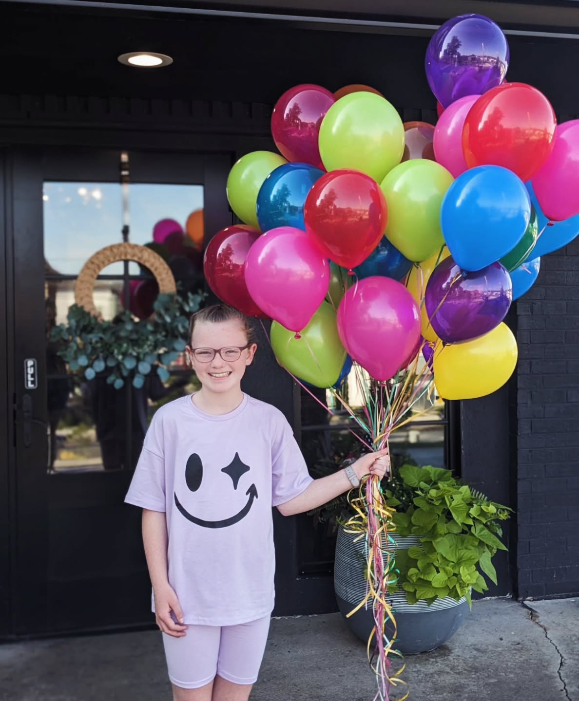 Kid's Day is tomorrow at our South Knox location and we want you to celebrate with us! Free face painting and balloons will be available from 12p-8p, and our special Birthday Cake Sundae is available for those 18 and under for only $3! Bring the whole crew and enjoy some treats with us!
106 E Young High Pike, Knoxville
#Knoxville #knoxfood #knoxvilletn #knoxlocal #knoxeats