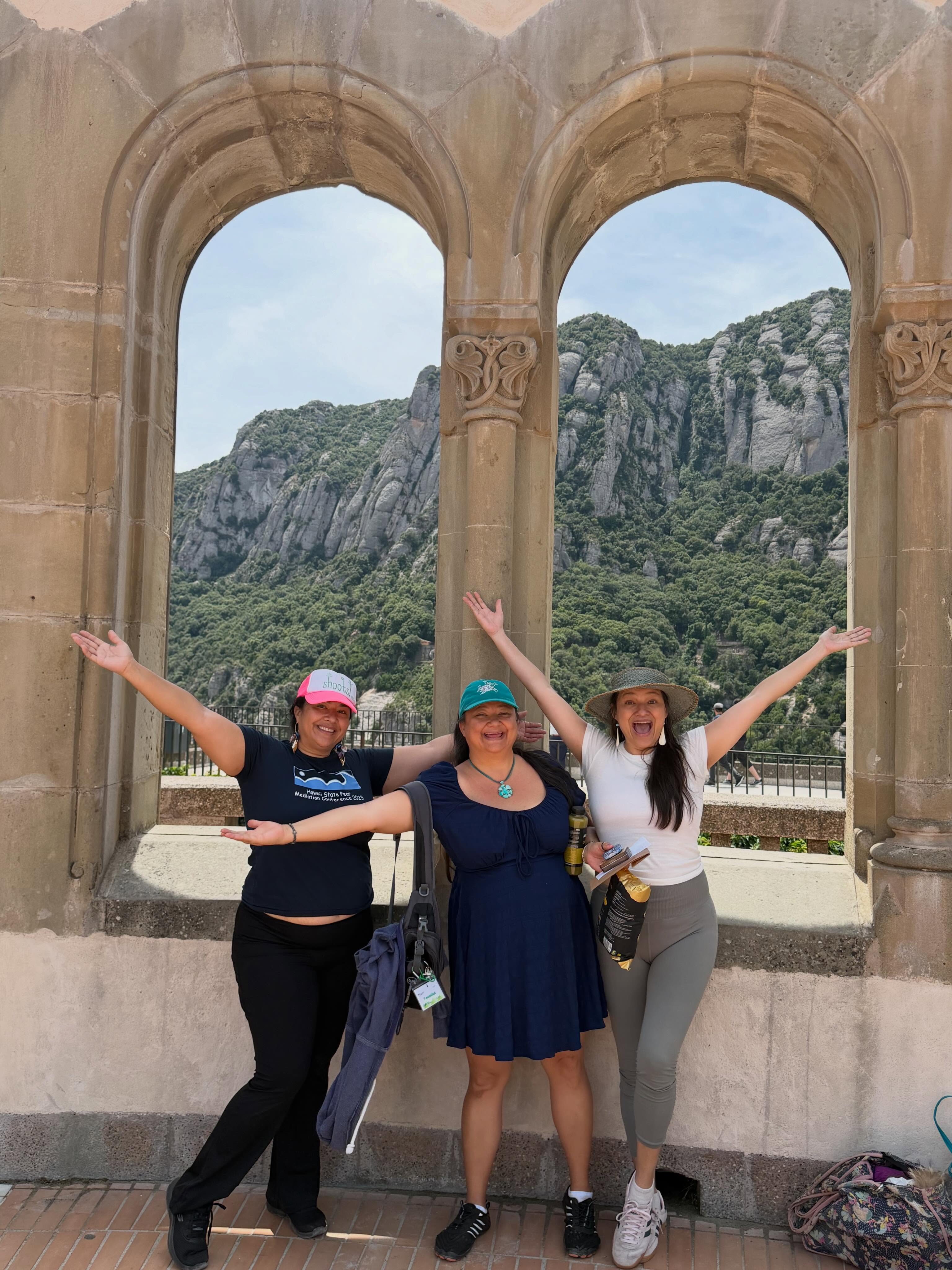 Sorry for the crazy photo drop here is a little Spain 🇪🇸 update #hermanas💕