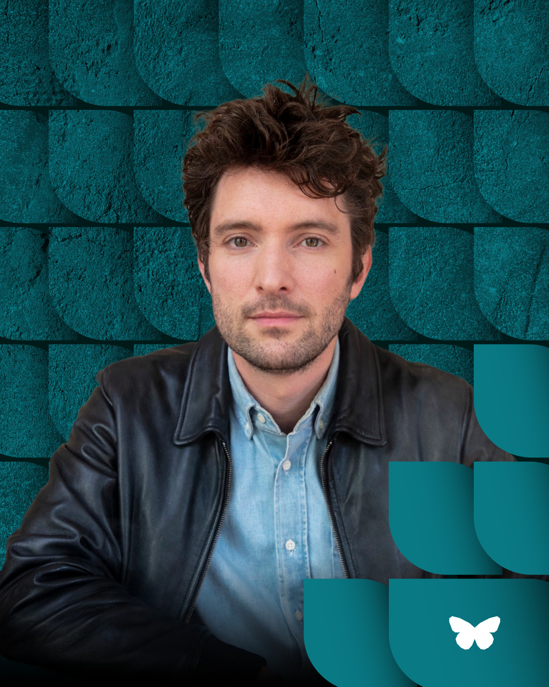 Aujourd'hui nous avons discuté avec Paul Gasnier, auteur de "La collision" et son éditeur Ludovic Escande.
L'écriture comme une "dépollution politique du deuil" : magnifique.
@realpaulgasnier @editions_gallimard
#PrixMacondo #prixmacondo2026 #prixlittéraire #sélectionlittéraire #lycéens #jurylycéen #bookstagramfr #francophonie #monlycéefrançais #élèvedumonde
@aefeinfo #AEFE
@lafasesantiago #lafase
@cdegaulle.cl
@ljmbuenosaires #mermoz
@lycee_moliere #lycee_moliere
@jijlyceefrancobolivien #lycéefrancobolivien
@lfsczbolivie
@lyceefrancocostaricien
