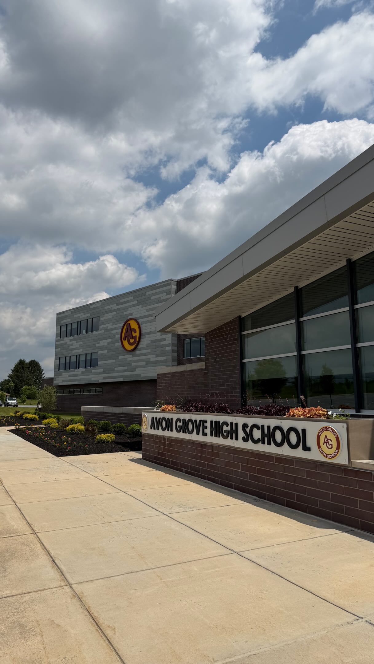 A fresh look for Avon Grove High School #willspropertymaintenance #wpm #chestercounty #westgrove #lawncare
