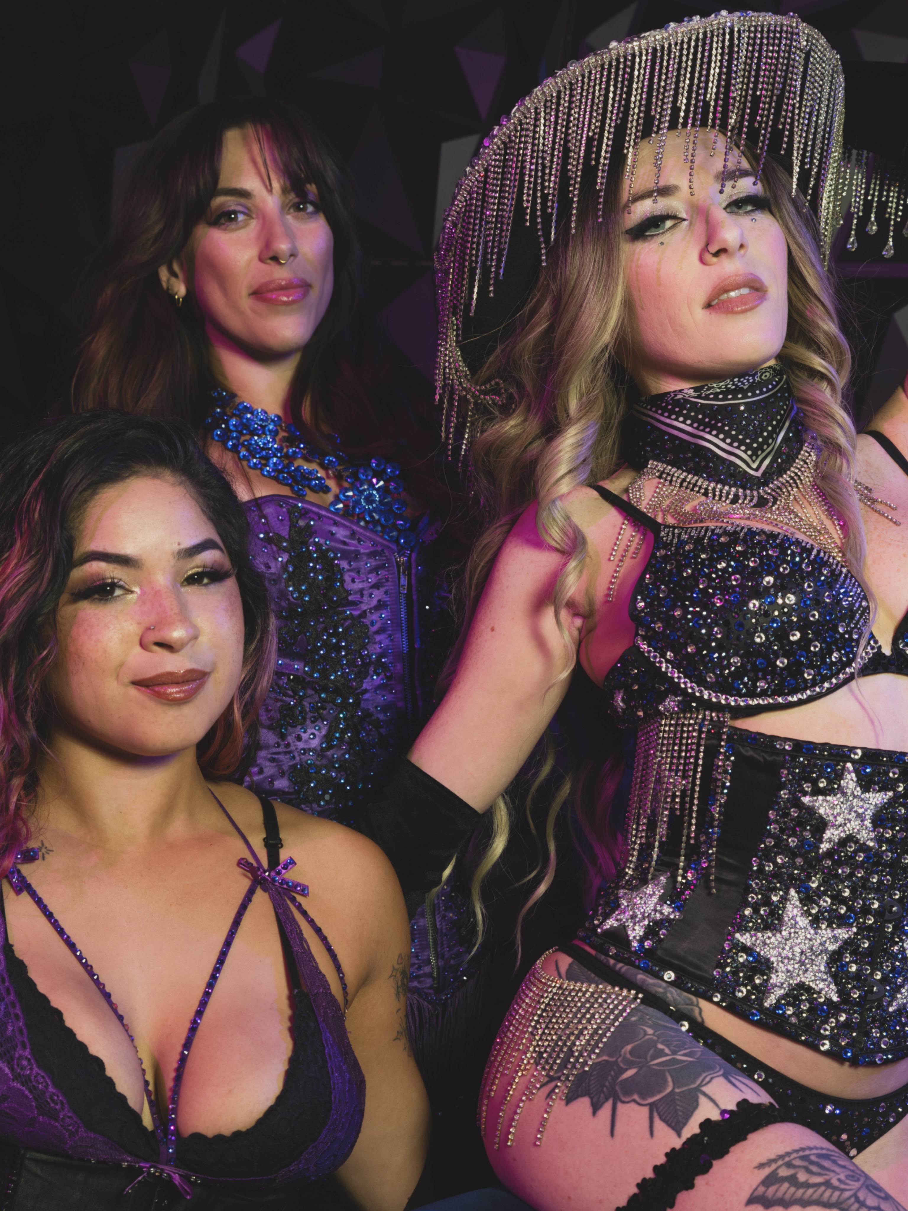 Us looking at you like, why haven’t you bought your ticket to our upcoming show!
📍 @midnightloungeorl
Doors 6:30pm
Show 7:00pm
The Moonlit Hour
PS. This is also you’re friendly reminder to vote for us daily in @orlandoweekly BEST OF as Burlesque Troupe
✨ LINK TO VOTE AND GET TICKETS IN OUR BIO 🪄
Photo by: @aspiremotion x @helloimluke