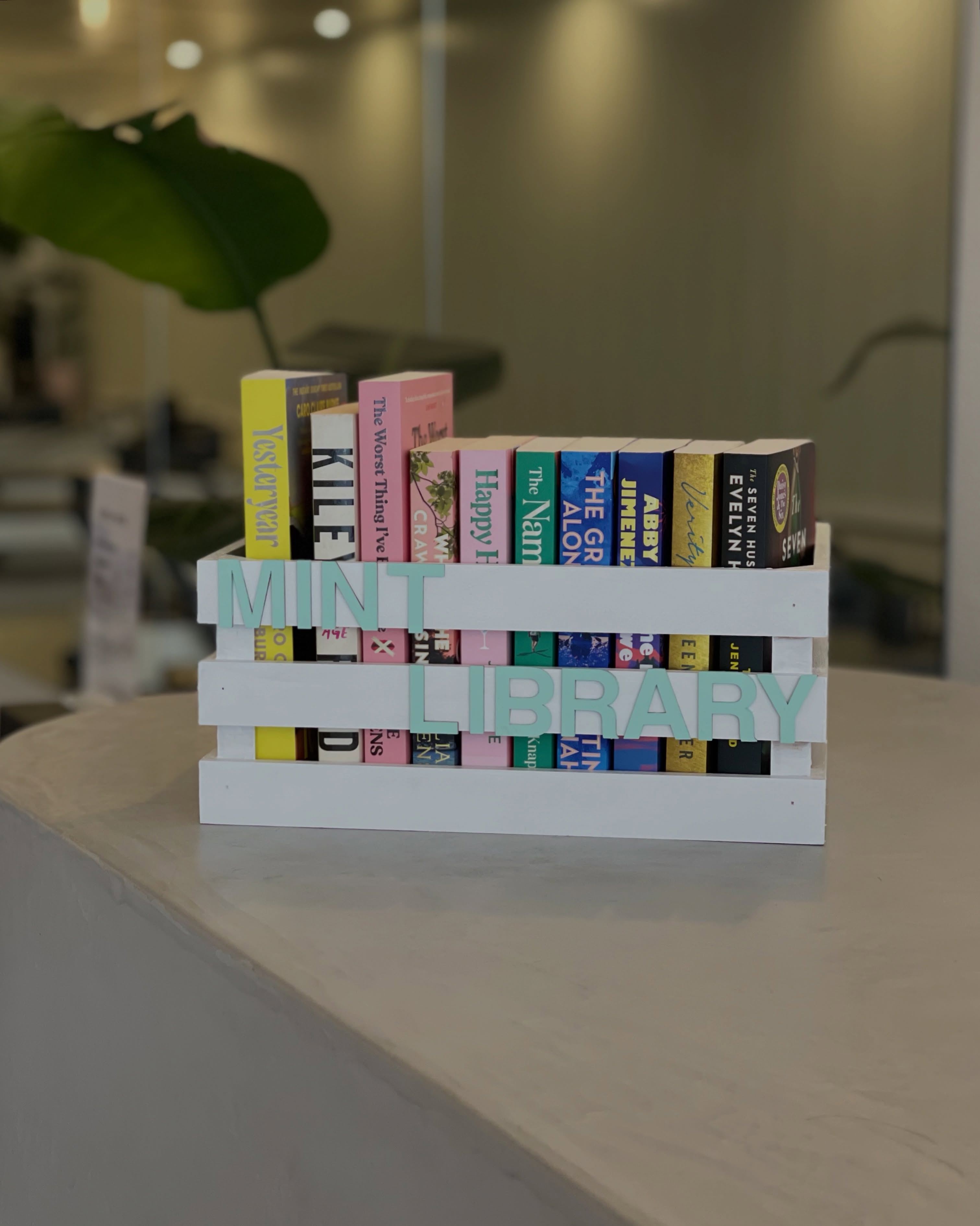 Say hello to our Mint Library 📚 For those that love curling up with a book and curling up from a C curve 😌 A nice little way to share stories, start conversations and find your new favourite. Enjoy!!! 🤍