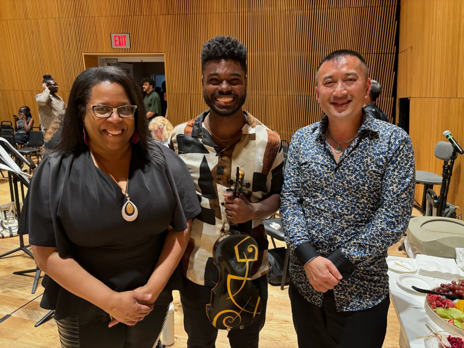 My teachers and me😆🎻
After spending the past few weeks immersed in a new theatrical project (which I can’t wait to share more about soon!), I had the opportunity to return to my roots and perform with my favorite orchestra, @amercomporch!
While last night was filled with incredible new music, friends, and colleagues, I truly felt like a little kid again when I saw @valerie_coleman_music and @huang.ruo chatting near the reception table. I begged for a photo because, while I do try to document most of what I do, this is a cherished photo that I’ll think about forever.
On the left is @valerie_coleman_music, my theory teacher from @juilliardschool MAP when I was about ~10 years old, and on the right is @huang.ruo, who was my theory teacher at @purchasecollege when I was about ~18 years old. (For my non-music community: these two are titans of contemporary music!)
I feel so lucky to see them more often than ever before!
Fun fact: I never took a composition class. I certainly worked closely with the great @jimmcelwaine🙏🏾 but I paid attention in my theory classes! It absolutely feels like learning a new language, because it is. I remember always being inspired by the musical excerpts discussed in class. I’d go home, play them on repeat, and then try them on the violin... probably why I’m so particular about making the violin do everything😂
As time passes, careers evolve, relationships change, and life often takes unexpected turns, yet I’ve found that the lessons we carry with us tend to stay. Years later, the people who taught us, inspired us, and challenged us often remain connected to our journeys in ways none of us could have predicted.
At 10 years old, I was learning theory from Valerie Coleman. At 18, I was studying theory with Huang Ruo. Last night, I was fortunate enough to stand alongside them as a colleague and friend.
Kids, pay attention and do your homework!😂
If you missed our concert, check out the livestream on the @amercomporch’s YouTube channel!
#theory #musicteachers #orchestra #composition #violinist