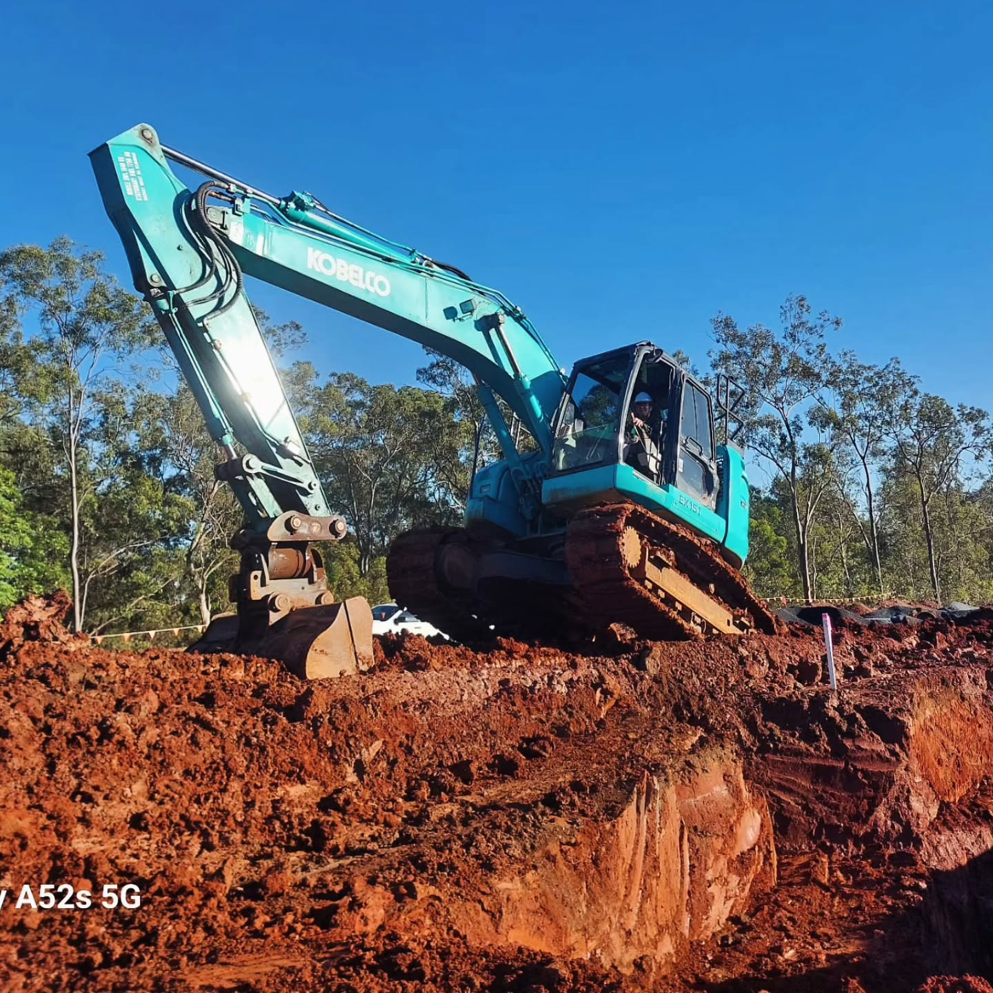 Most people see an excavator...
We see tighter deadlines, early mornings, changing ground conditions and another crew relying on their gear to show up and perform.
That's why reliability matters.
📞 Talk to the RediPlant team about your next project.
#RediPlant #Kobelco #Earthmoving #DryHire #CivilConstruction MachineHire EquipmentHire Earthworks