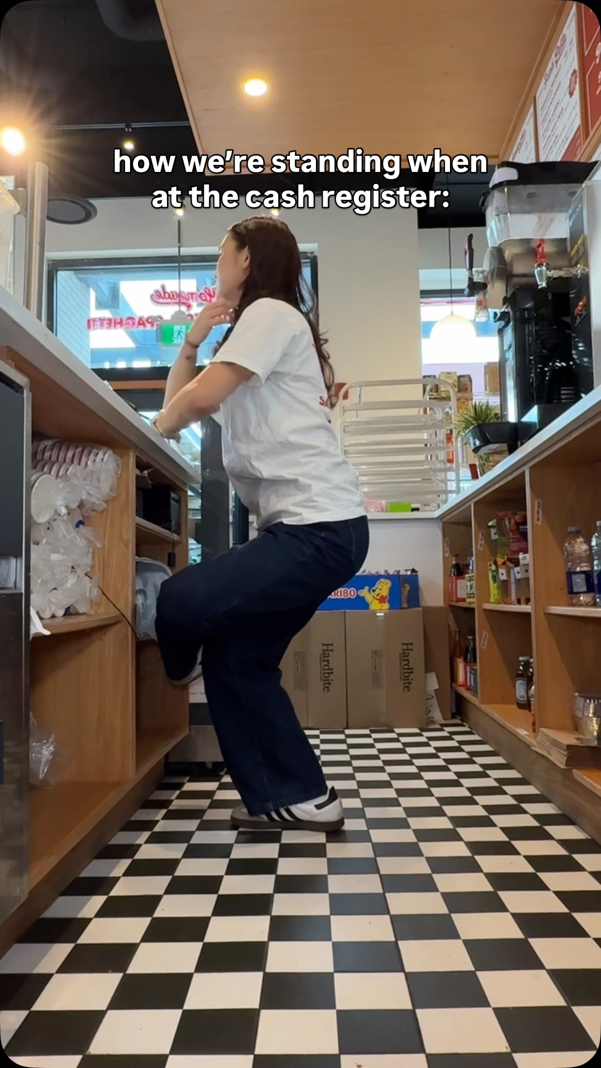 Sometimes you just need to move around a little bit and switch it up 🤷🏻♀️
📍 Jo’s Italian Deli
2505 Alma Street & 3998 Main Street, Vancouver
#serverlife #italianrestaurant #vancouver